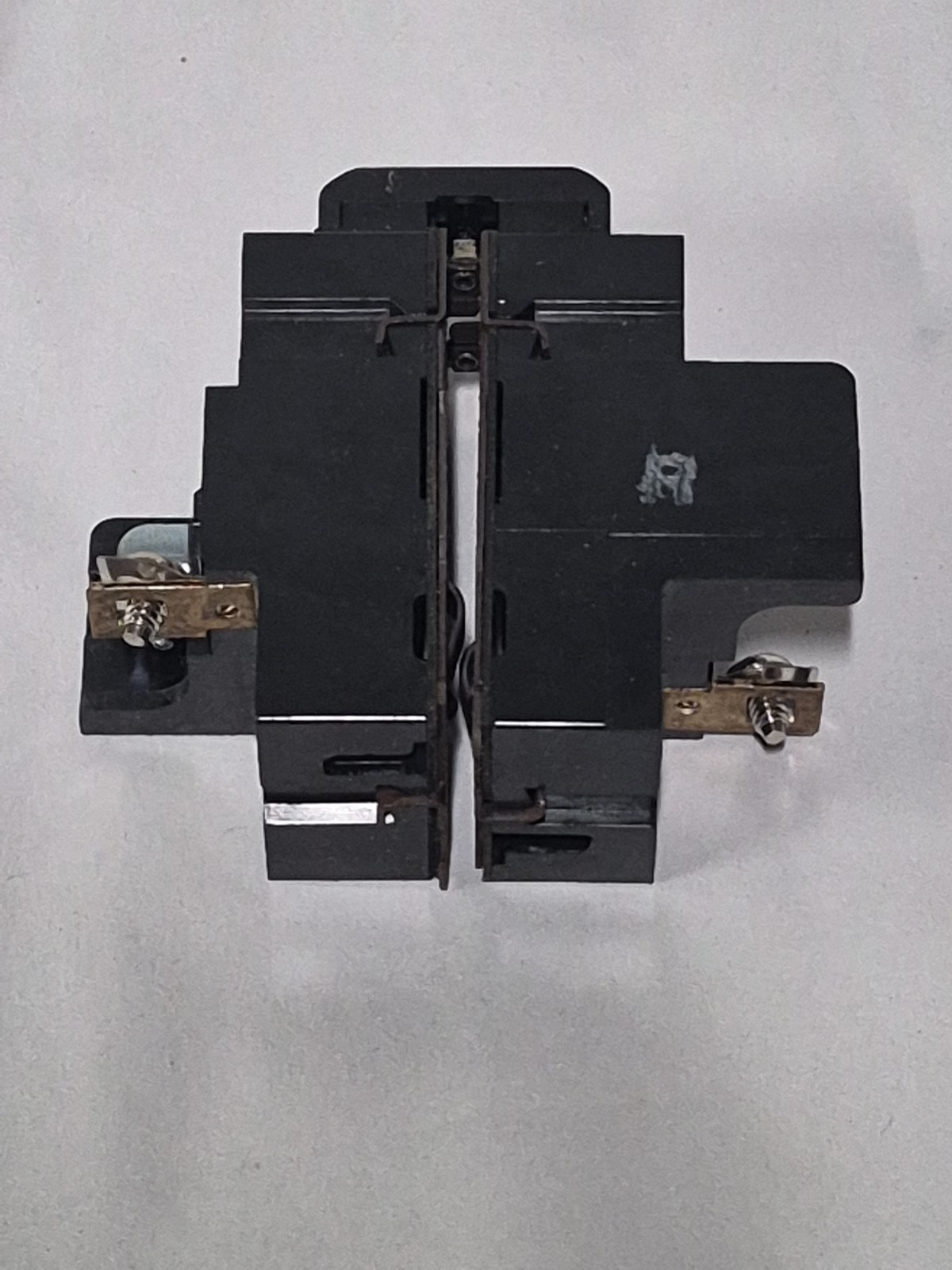 Siemens ITE P220 2P 20A 120/240VAC Bolt-On Pushmatic Circuit Breaker 10kA