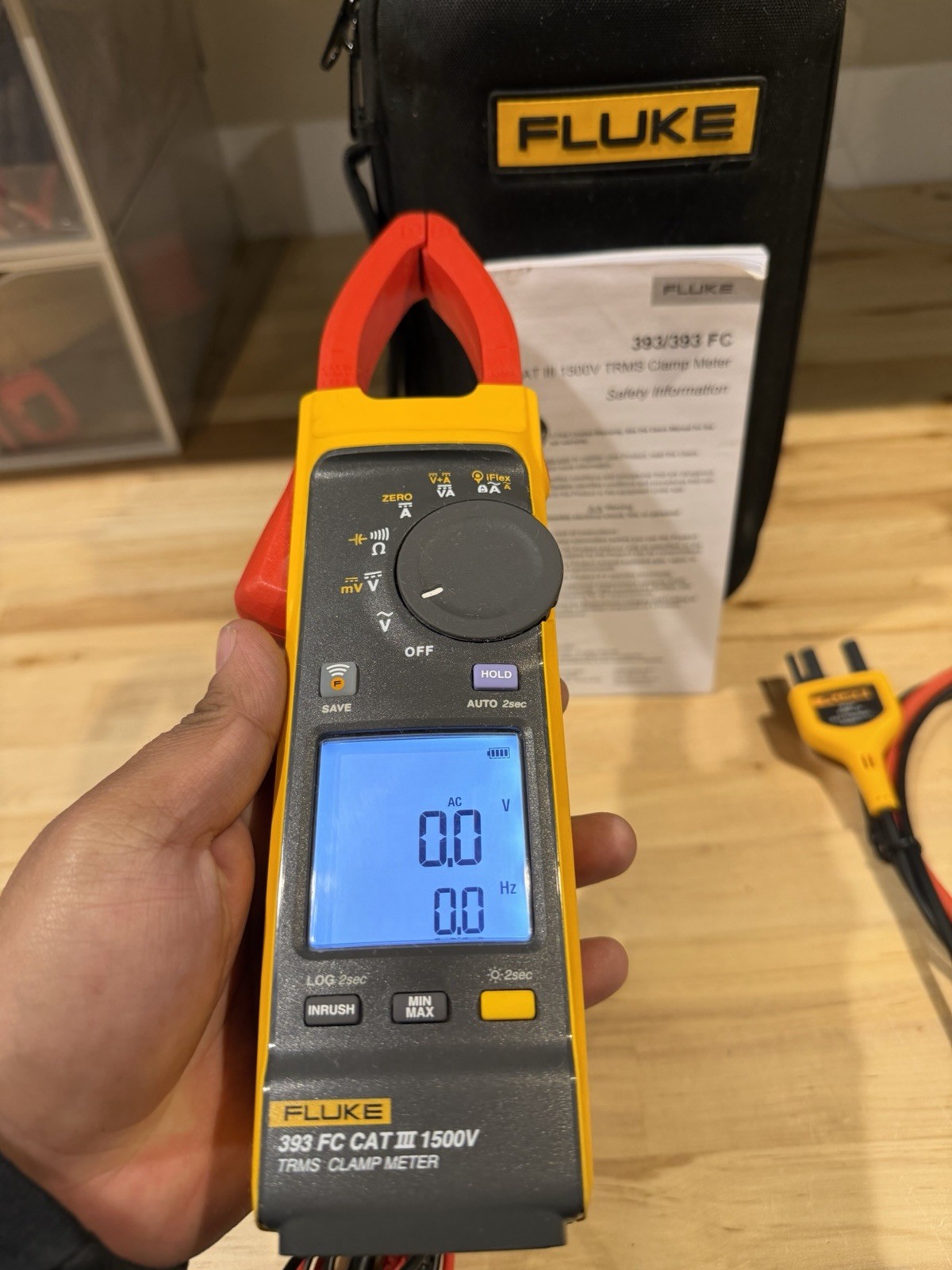 FLUKE 393 FC CAT III 1500V TRMS CLAMP METER W/ IFLEX PROBE & LEADS (TESTED)