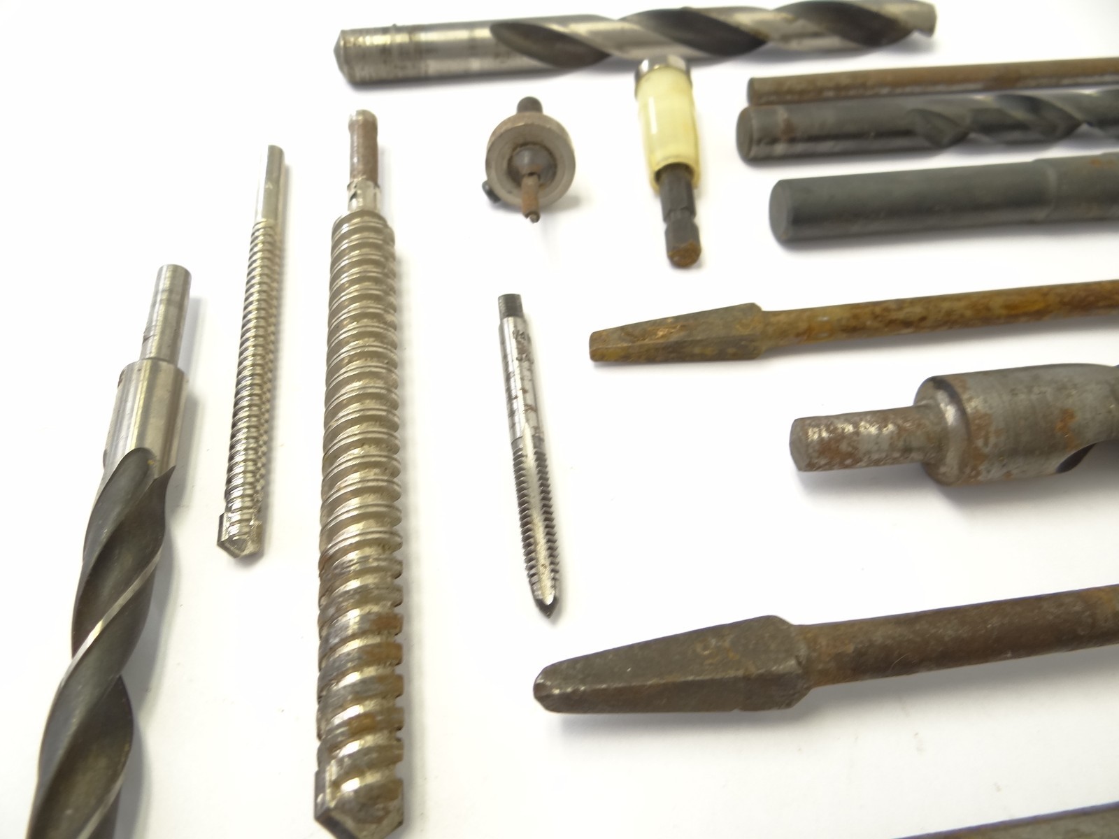 Mixed Lot of Steel & Iron Auger Drill Bits Hand Tool Parts USA Red Devil Stanley