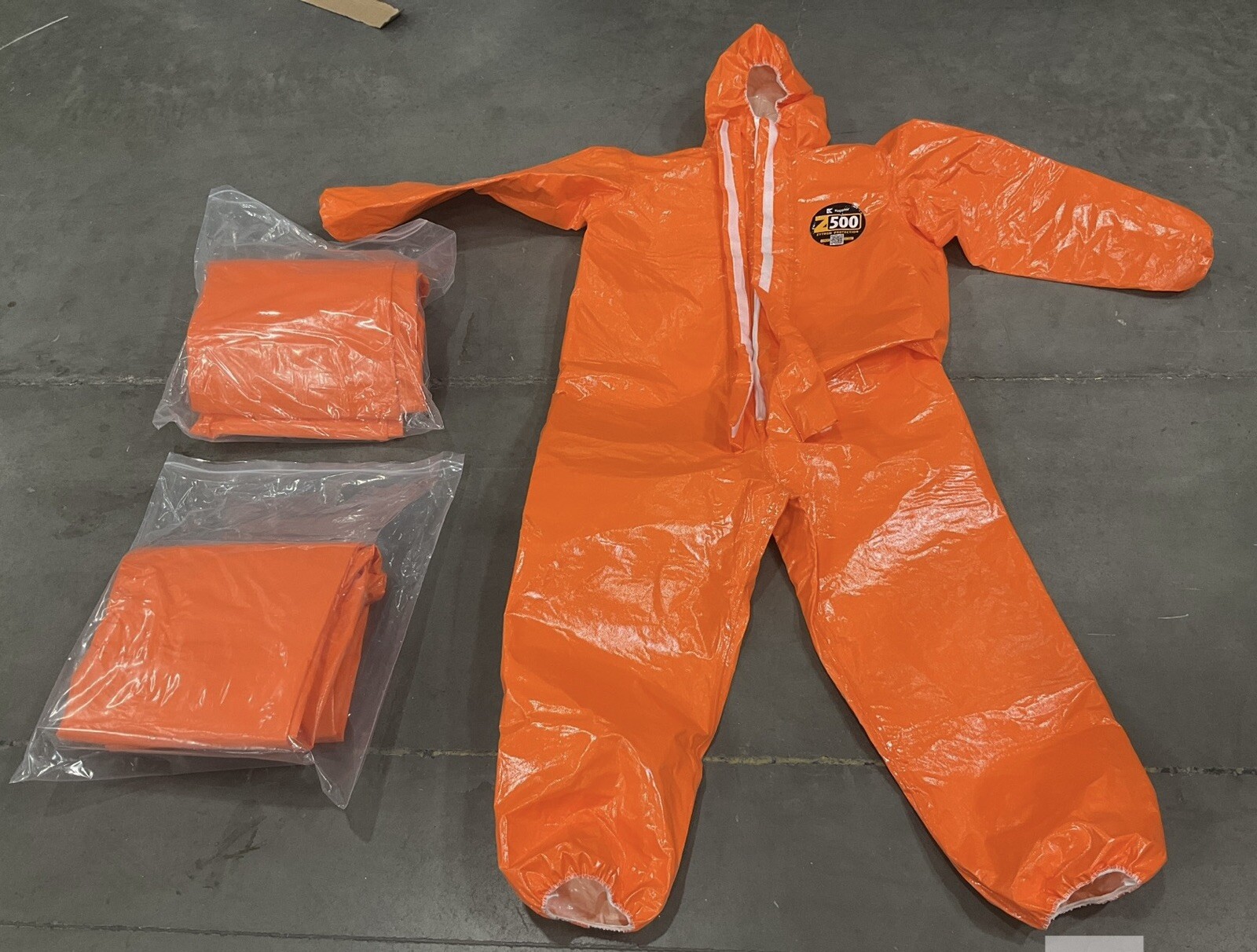 NEW Kappler Zytron Z500 Coverall w/ Hood & Elastic Wrists & Ankles LG/XL Z5H428