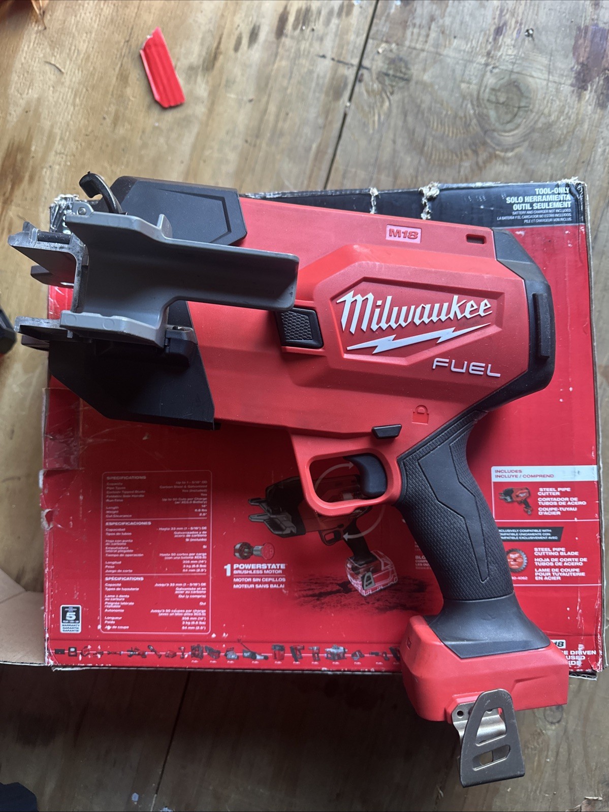 Milwaukee FUEL M18 3469-20 1/2”-1” Steel Pipe Cutter NO BLADE INCUDED