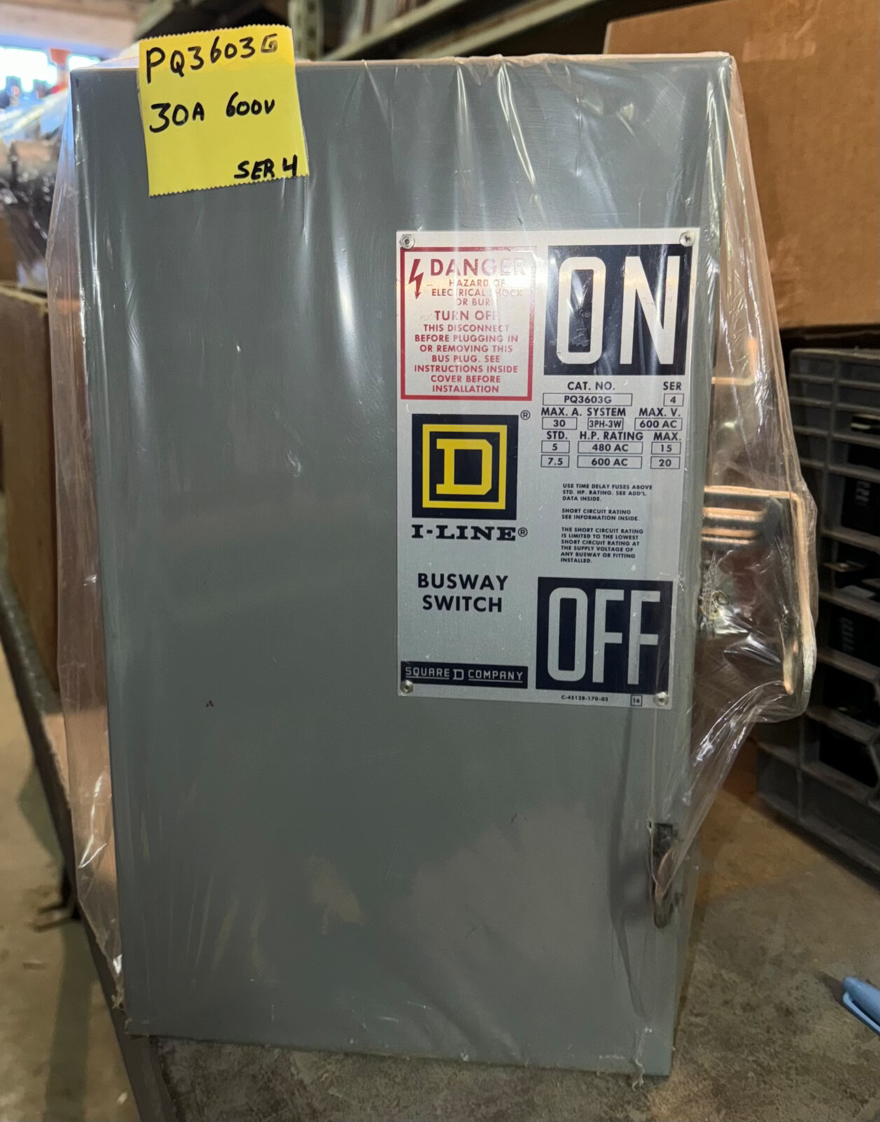 PERFECT SQUARE D PQ3603G 30A, 3PH.,3W., FUSIBLE BUS PLUG