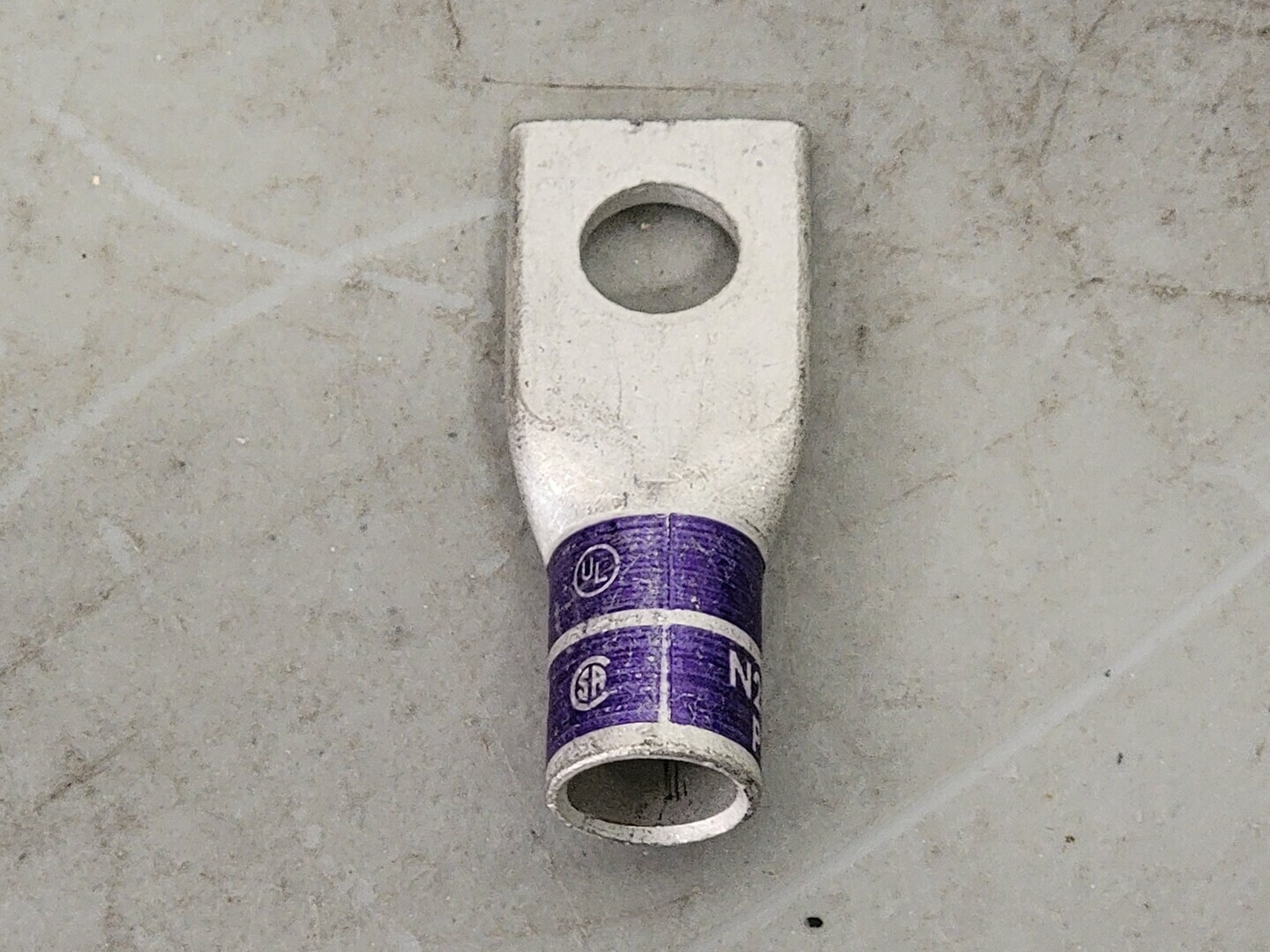 SURPLUS NEW Burndy YAL28T12 4/0 AWG 1 Hole Compression Lug Purple Die 15 (Box