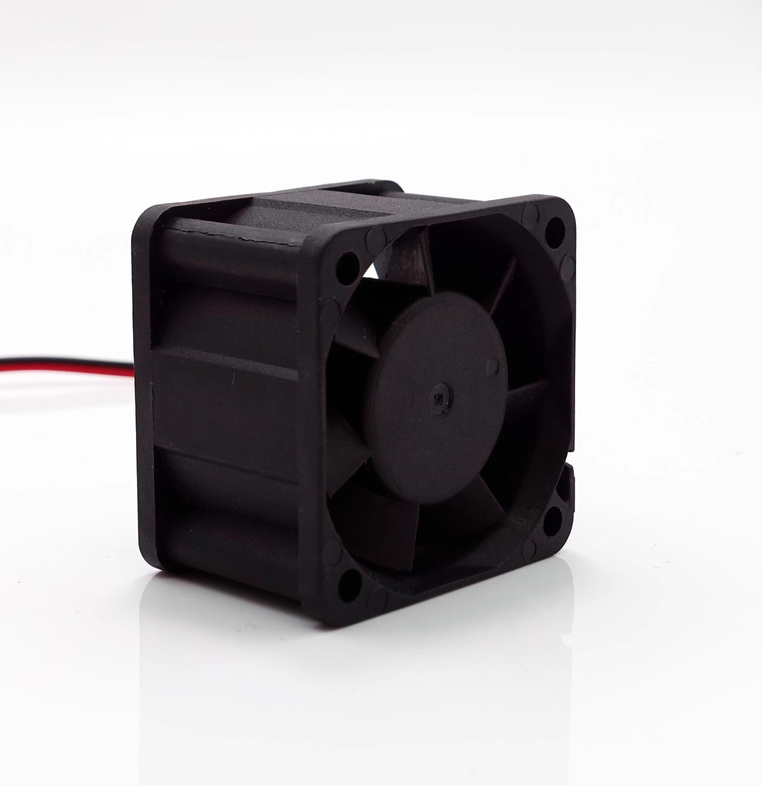 SUNON GM1204PQV1-8A 4028 DC12V 2.8W 4CM 2-Wire Server Cooling Fan