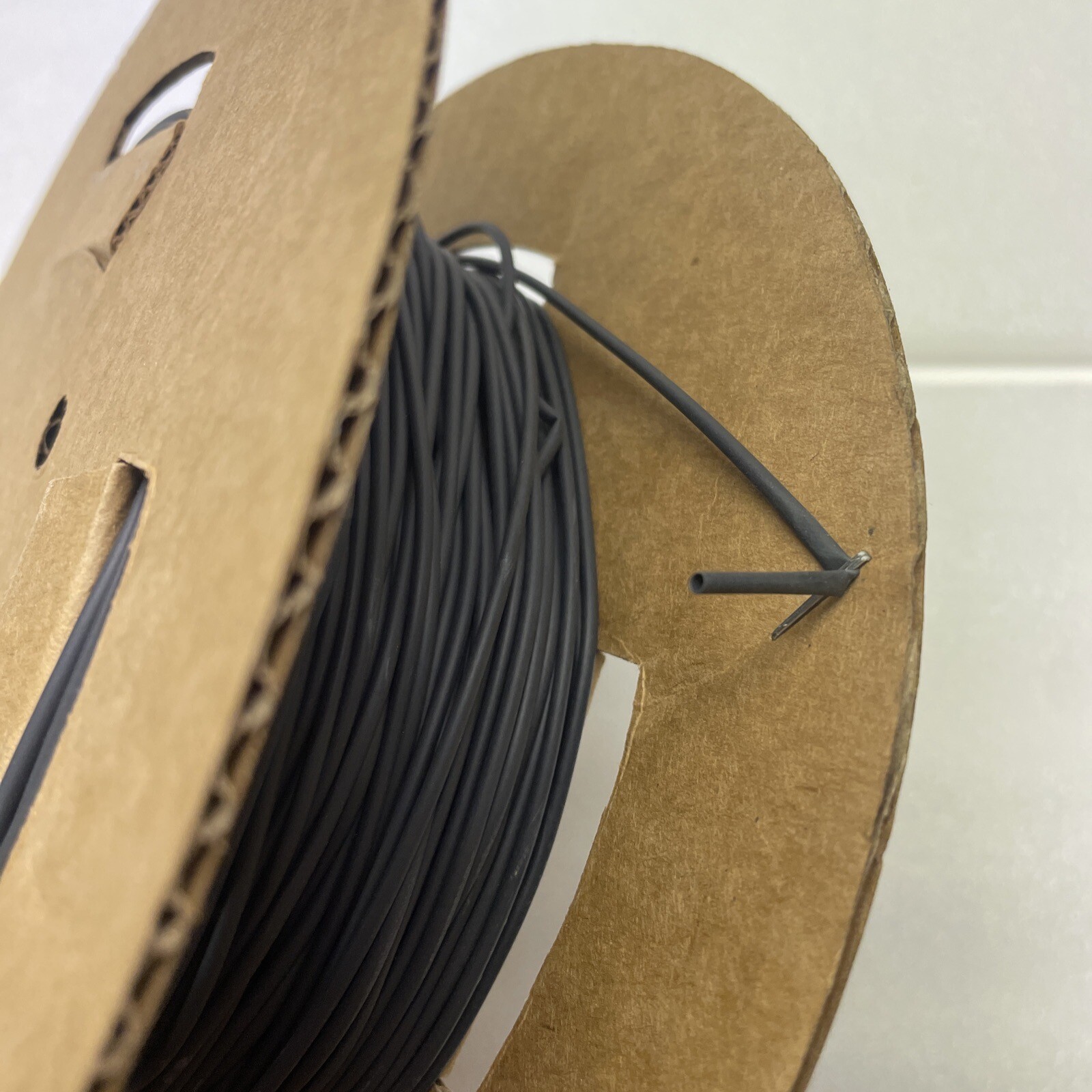 100 Foot C16404-000 VERSAFIT-MINI-SPL-3/64-BK Heatshrink 3/64″ x 100′ Black