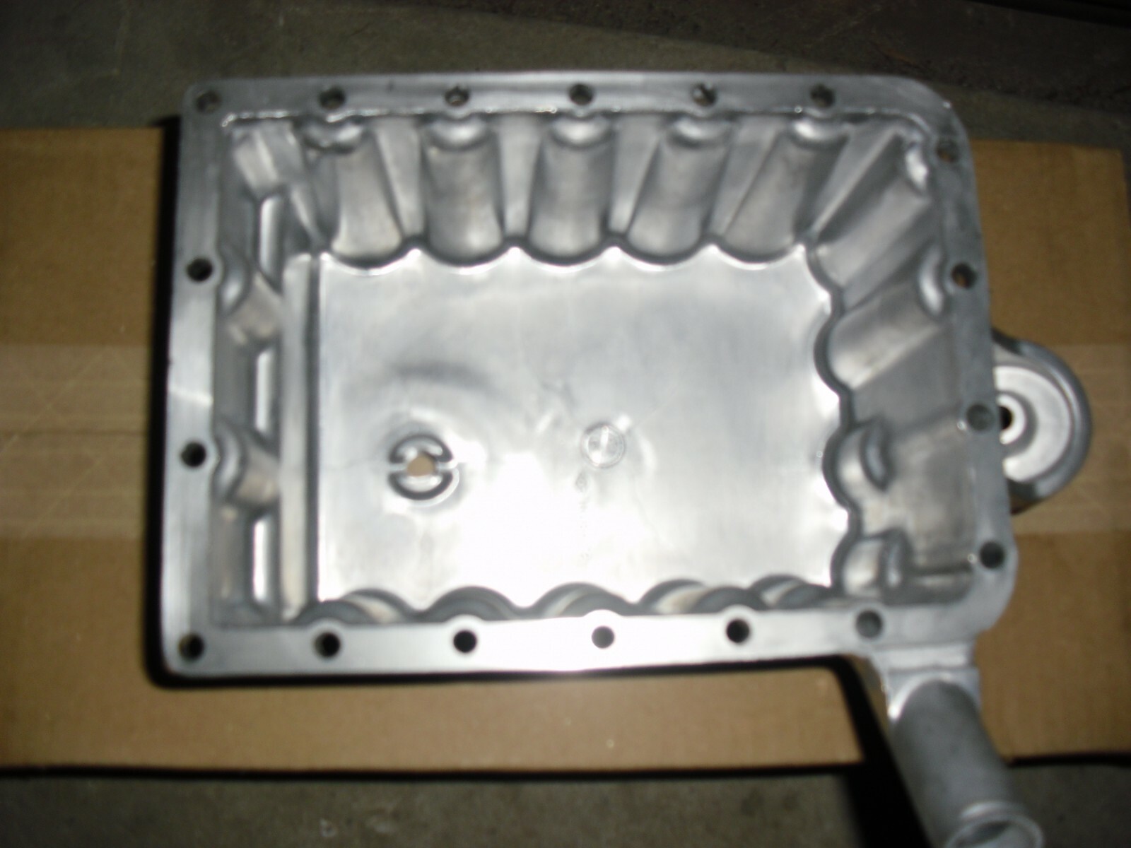 New OIL PAN aluminum Cummins 0185-6846 Onan Kubota 19280-01610