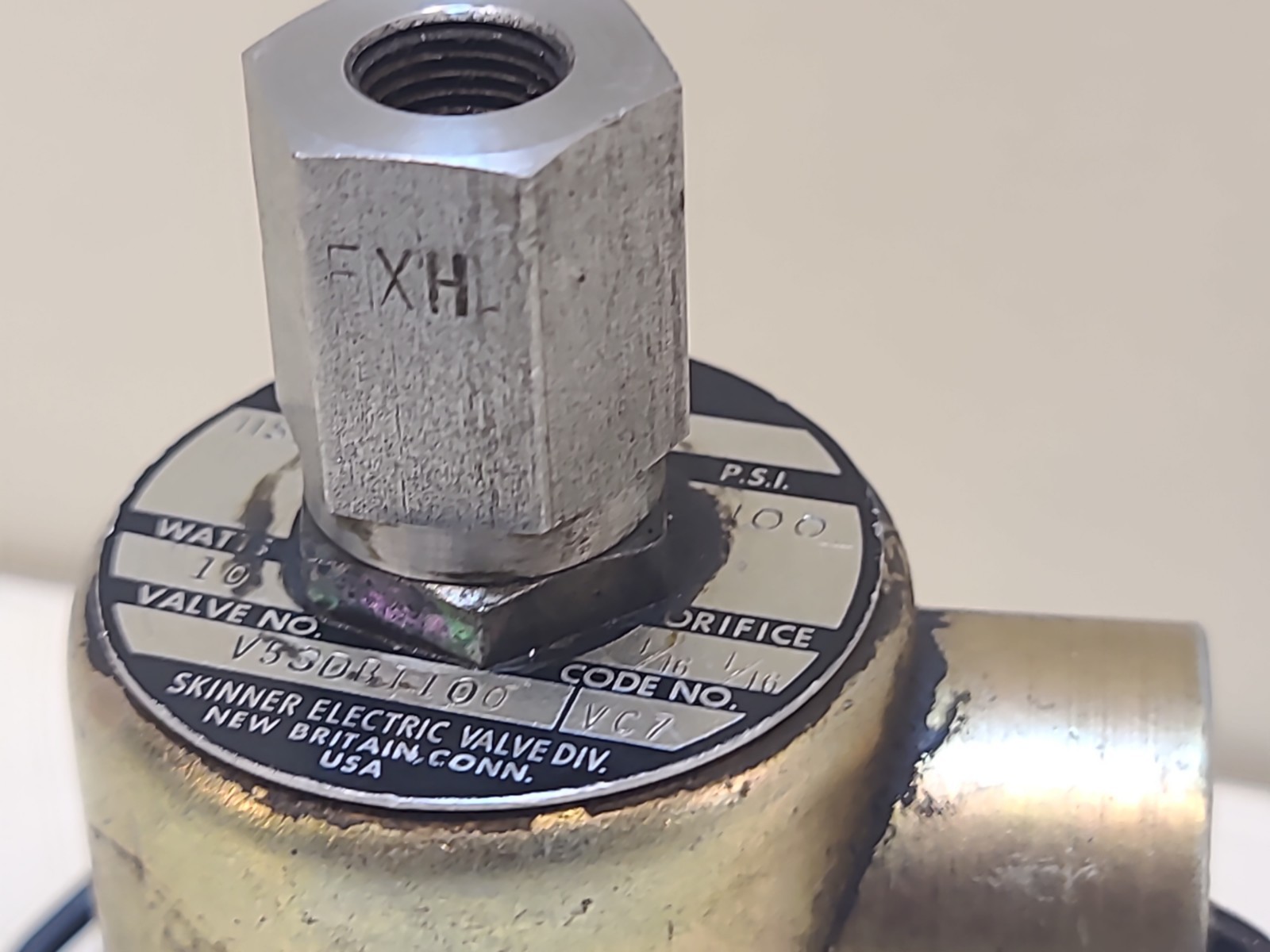 Parker Skinner V53DB1100 Pneumatic Solenoid Valve – Used