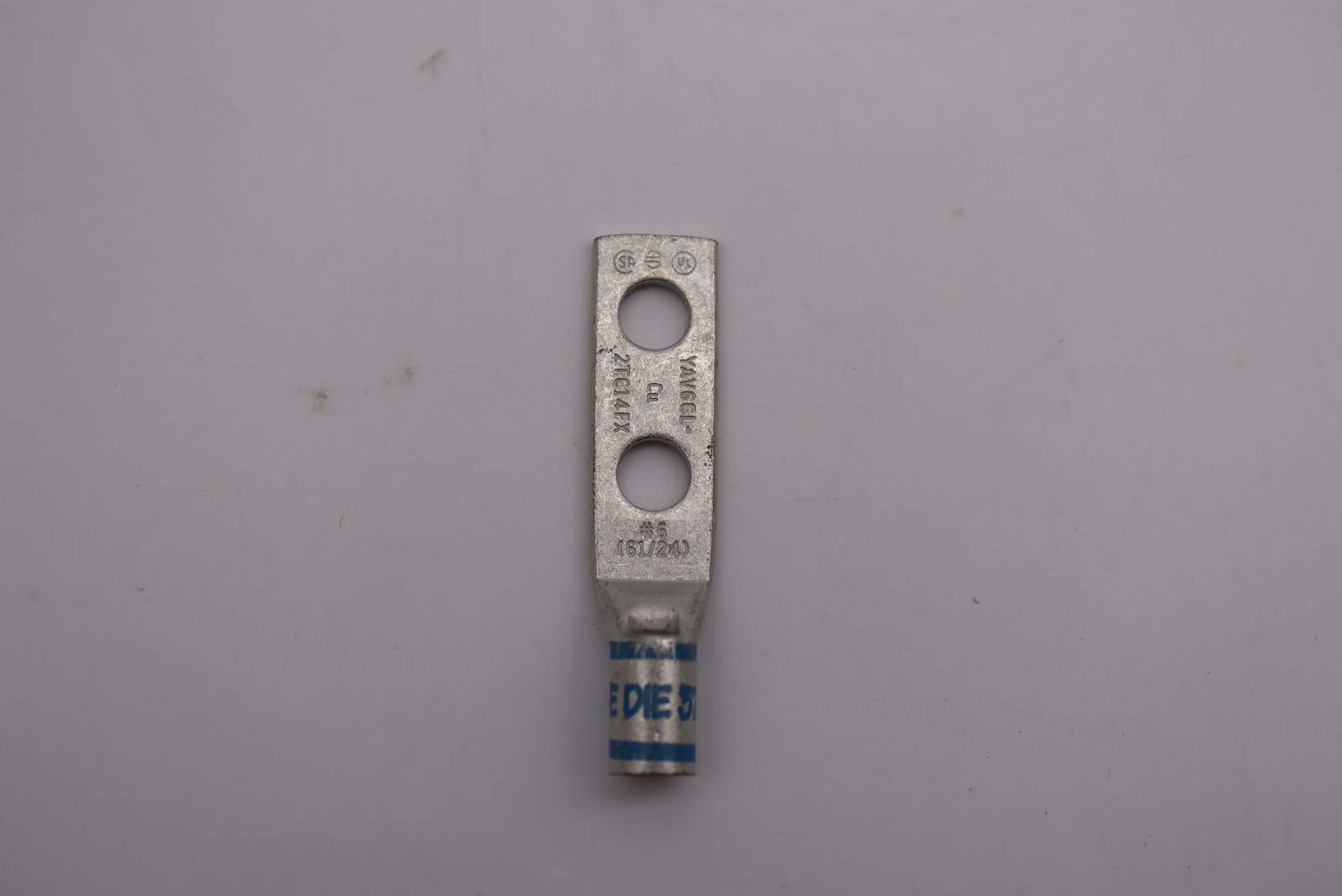 Box of 50 Burndy 518474 Copper Compression Lugs 6AWG