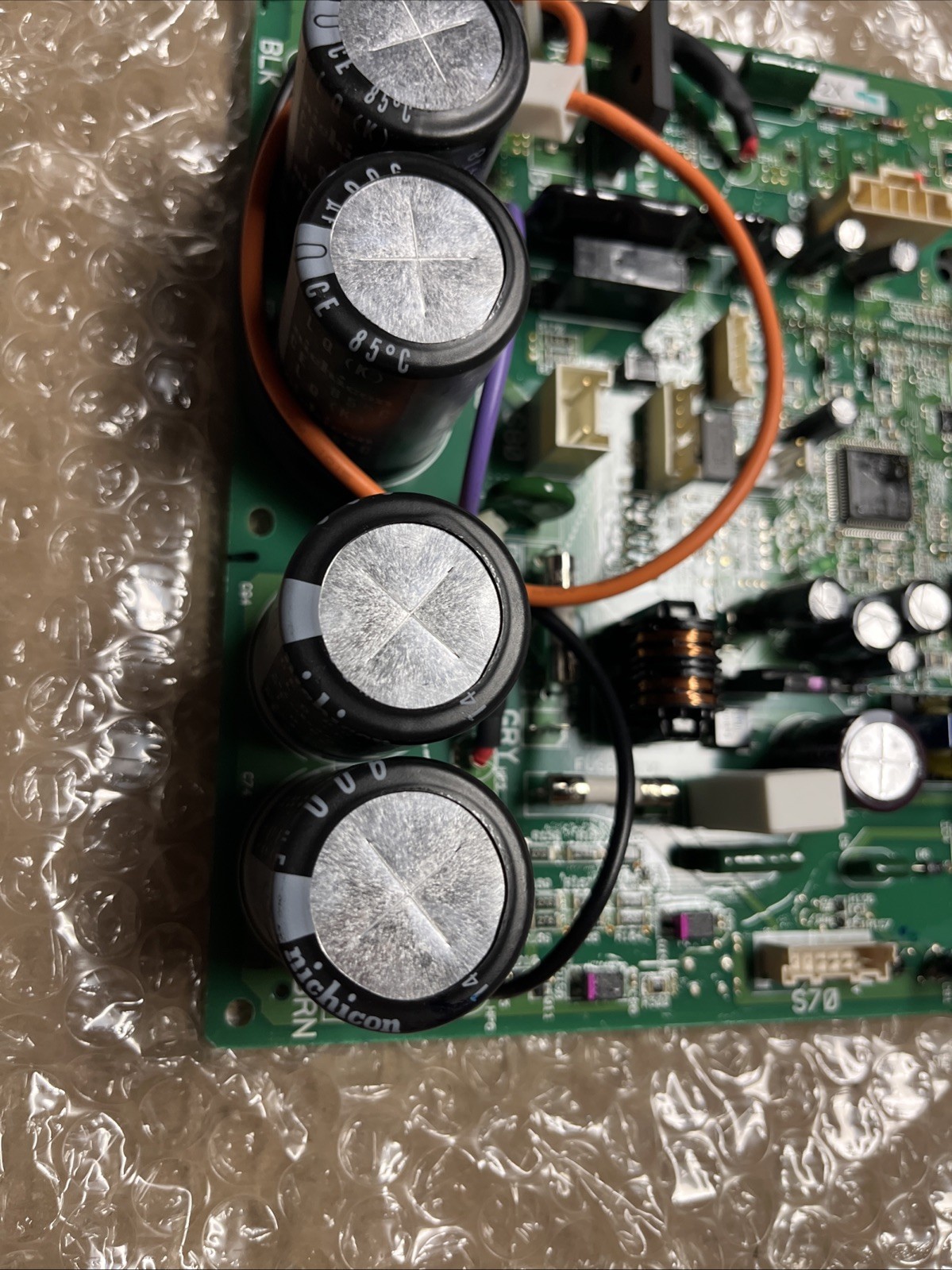 DAIKIN Printed Circuit 1673742 3F001903-42 FY21Q4REMOVAL Made In Thailand ￼