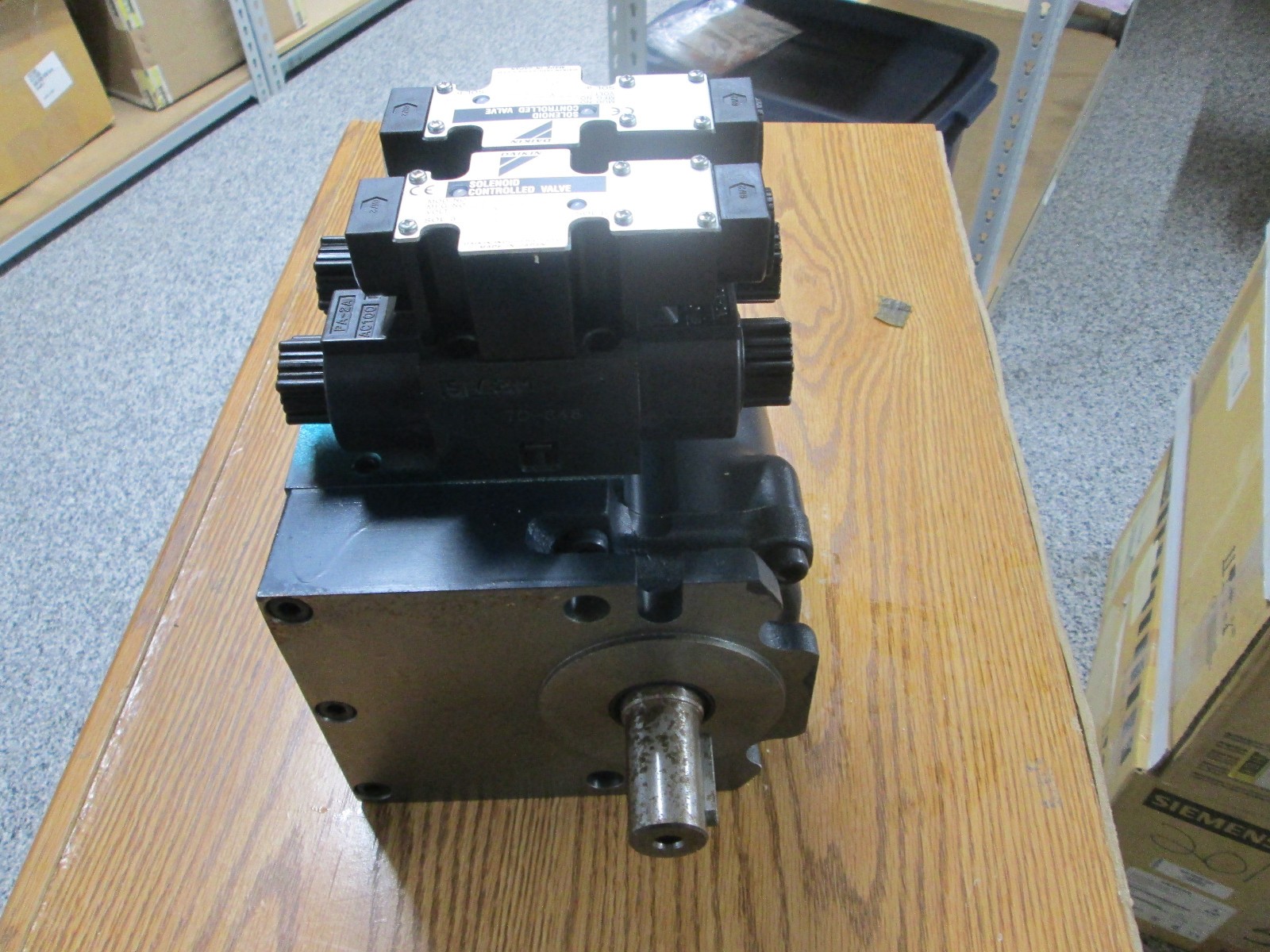 NIPPON GEROTOR 0511-11 INDEX MOTOR WITH DAIKIN VALVES **NEW**