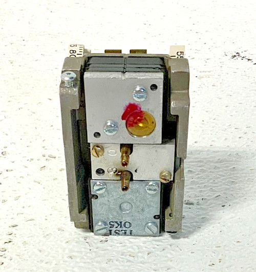 NEW Johnson Controls T-4756-201 Pneumatic Dual Temp Heat & Cold Thermostat 243G