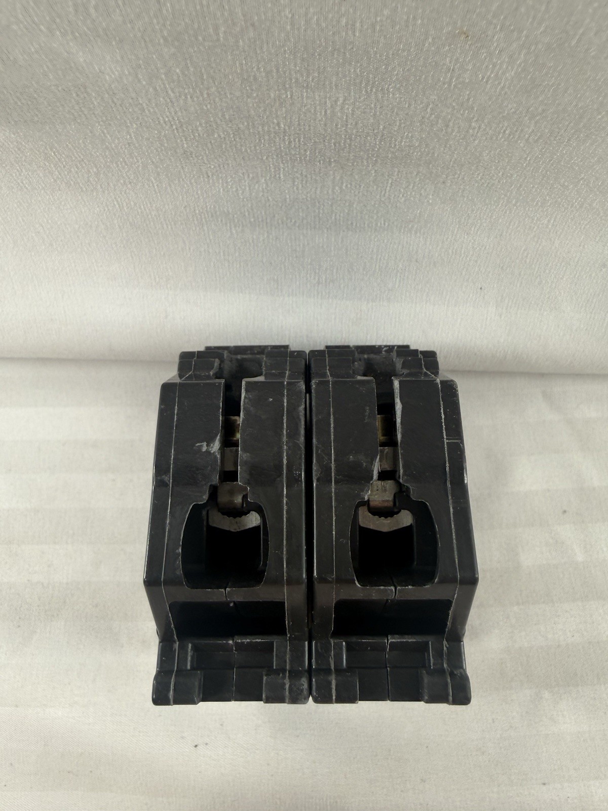 ABB THQB2130 30A 2-Pole Circuit Breaker Thermal Overload 120/240V Plug-In