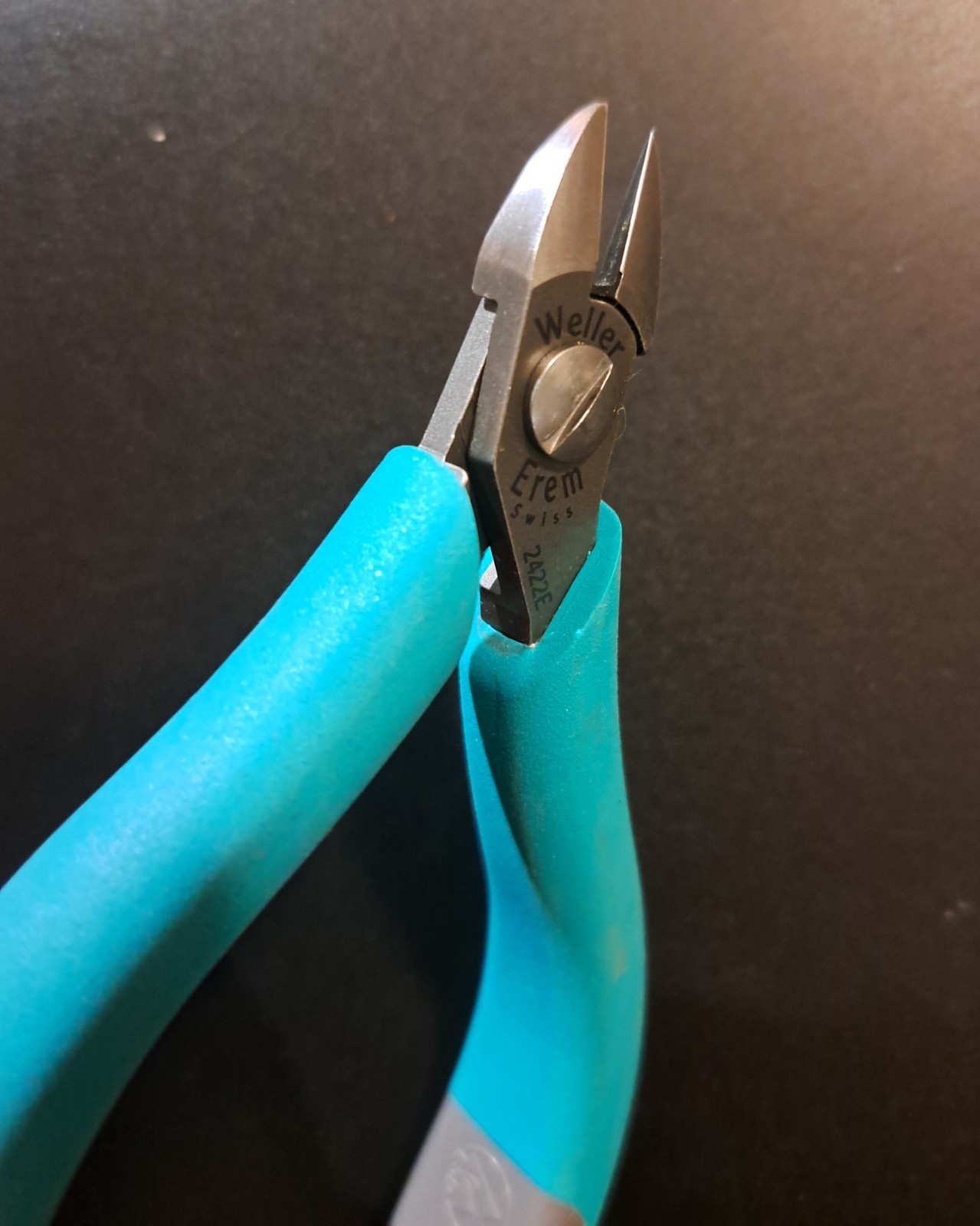 Precision Swiss Aerospace Avionics Engineer Diagonal Flush Cutter Pliers Tool