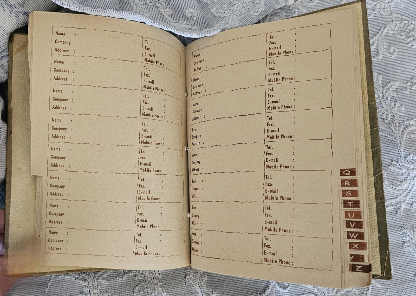 Artisan Handmade Pressed Leaf 7×9 Address Book Alphabetical Unused