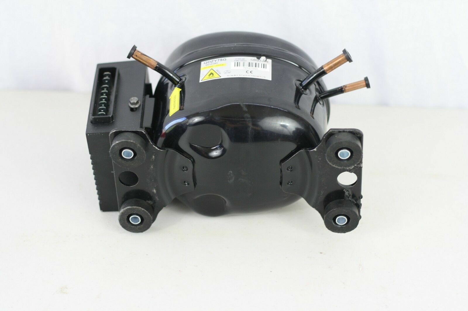 12V 24V DC Refrigeration Compressor Fridge Freezer Mobile Solar QDZY75G R600a