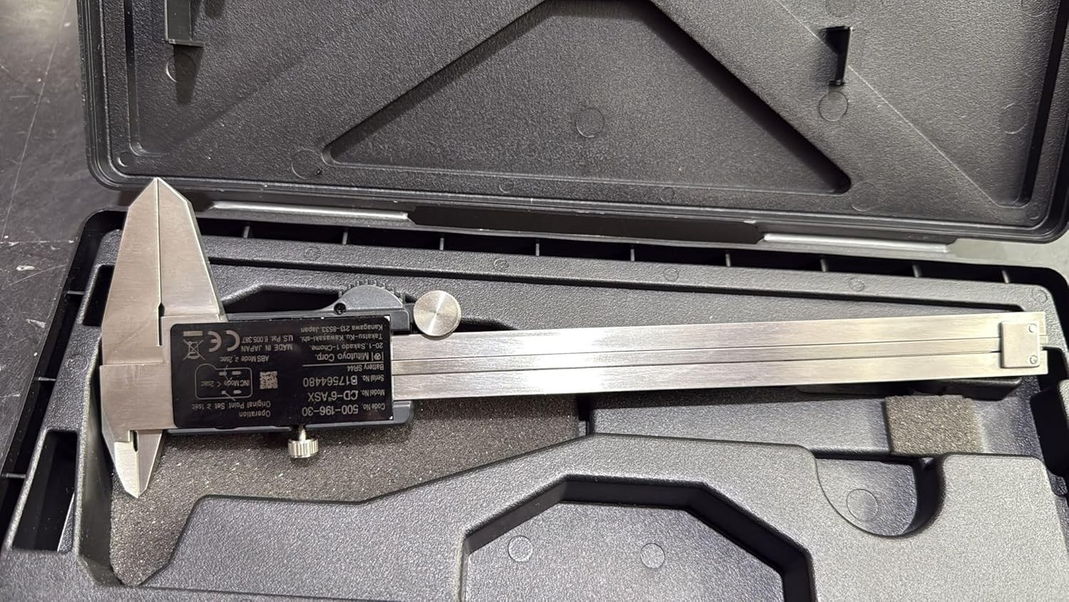 Mitutoyo 500-196-30 Digimatic Caliper 6″ (150mm) – High-Precision AOS Encoder