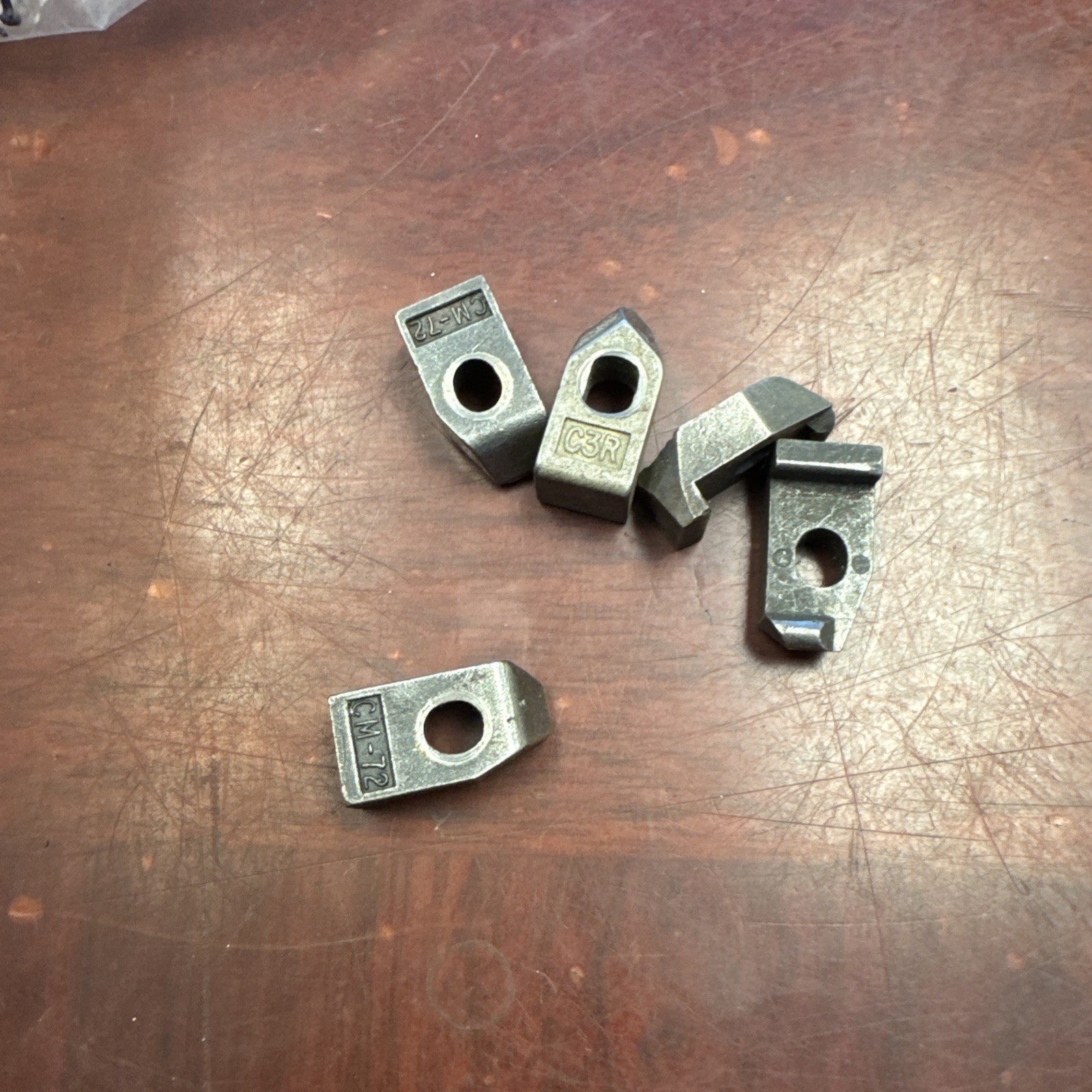 CM-72 TOP NOTCH CLAMP A1184