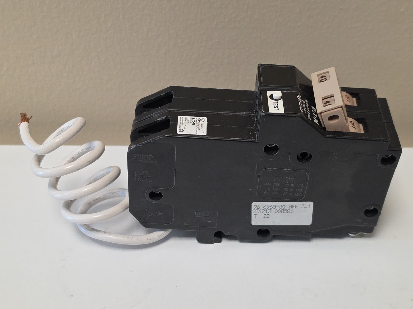 Eaton CHN240GF Takeout