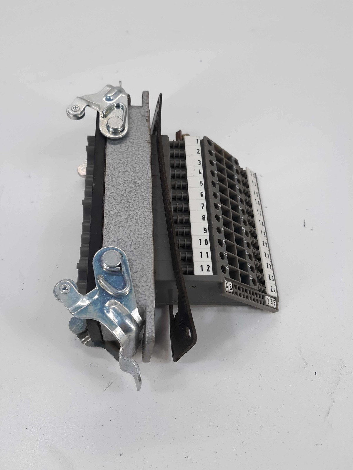 Harting HAN 24-PIN 16A 380V Hinge Lock Cable Plug End