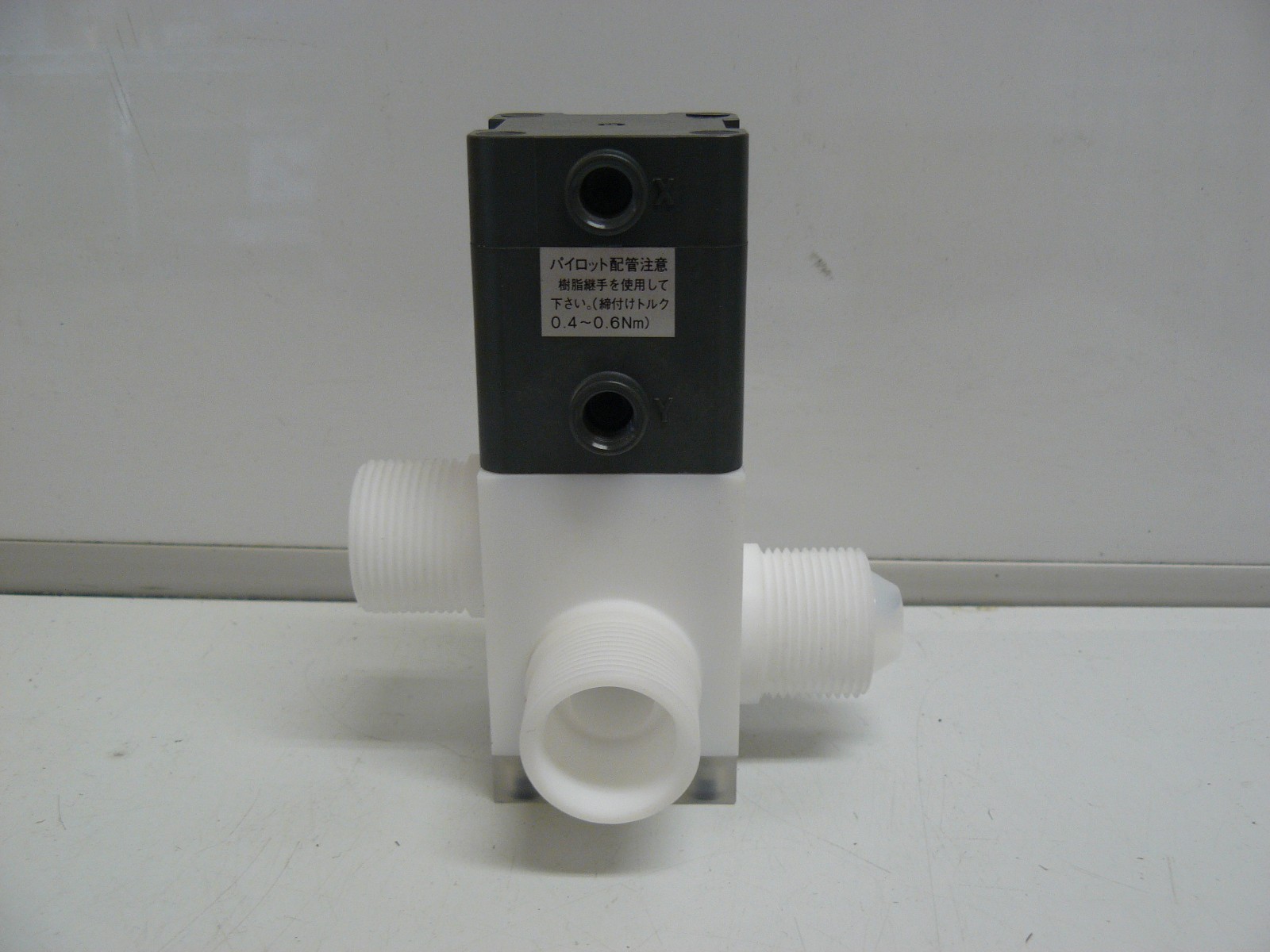 NEW CKD AMD422-X0468-X CHEMICAL VALVE MAIN 0-0.3 MPA OPERATE 0.3-0.5 MPA