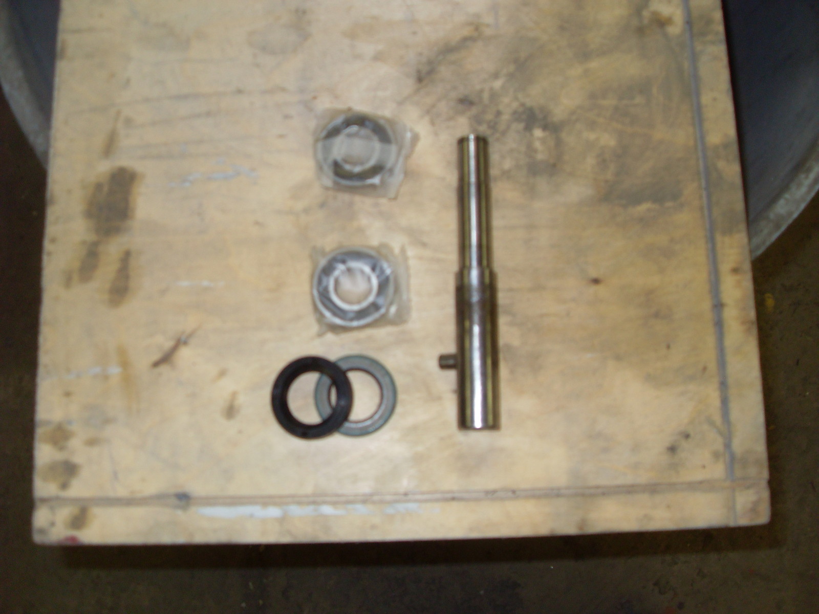 Hobart 12qt, A120, A120T planetary Bearing #BB-17-12 and Seal #121814 Kit