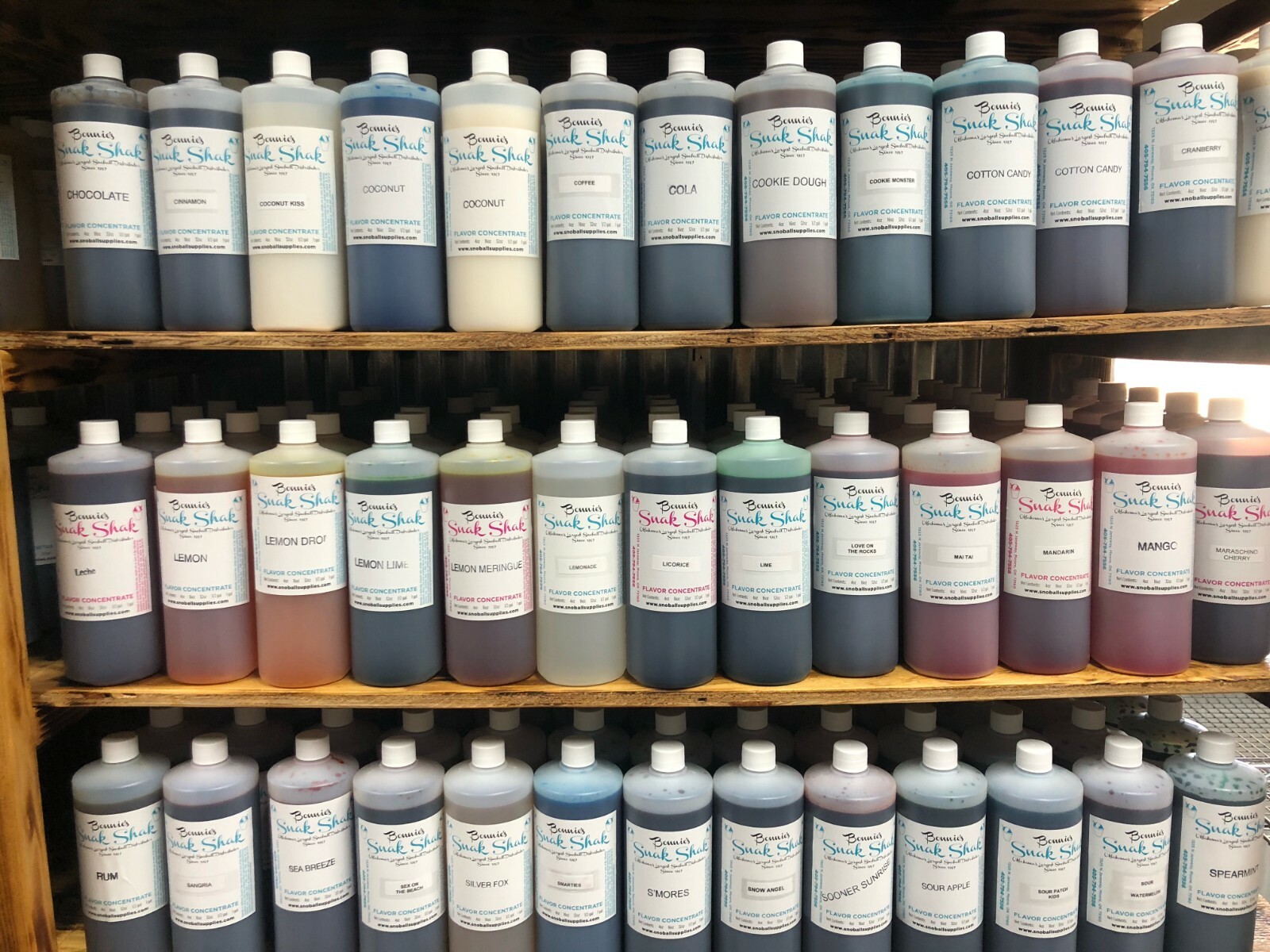 Shaved Ice Snow Cone Concentrate-(1) 32oz Bottle (Each Bottle Makes 8 Gallon)