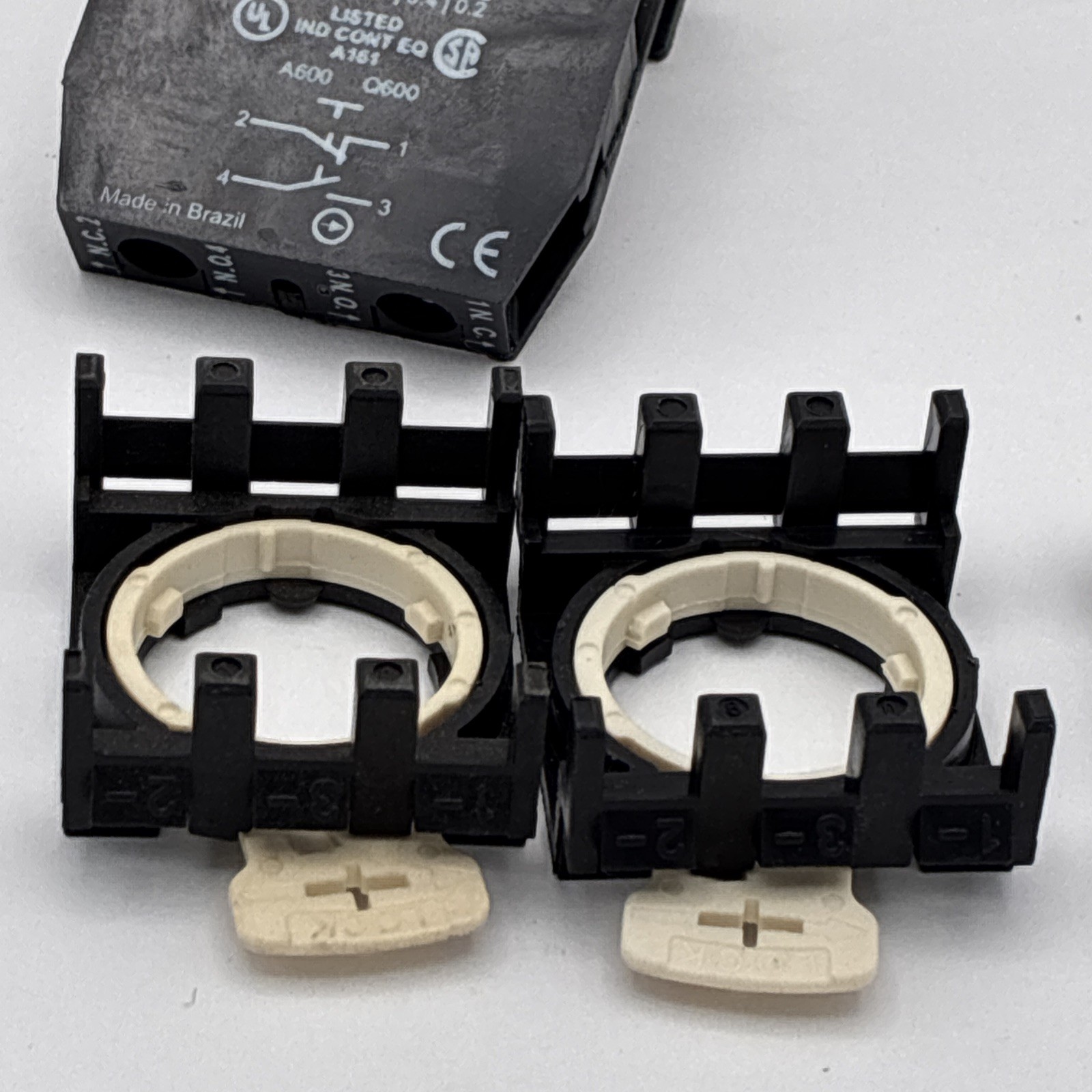 EATON CUTLER HAMMER E22B11 Switch Part, Contact Block, Dpst, 1No 1Nc, I New