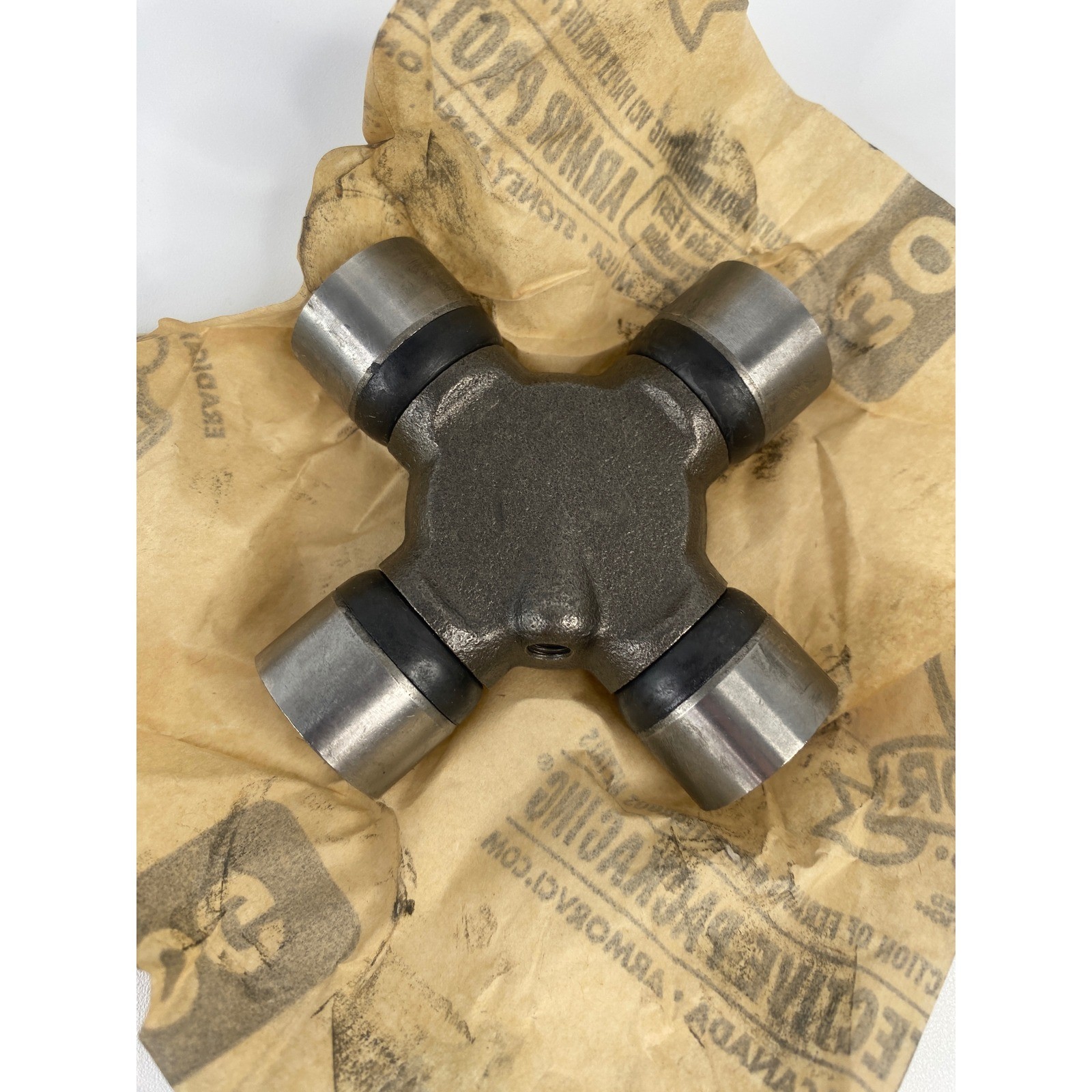 Moog Universal Joint 3323 Automotive Gray New Greaseable Drivetrain Component