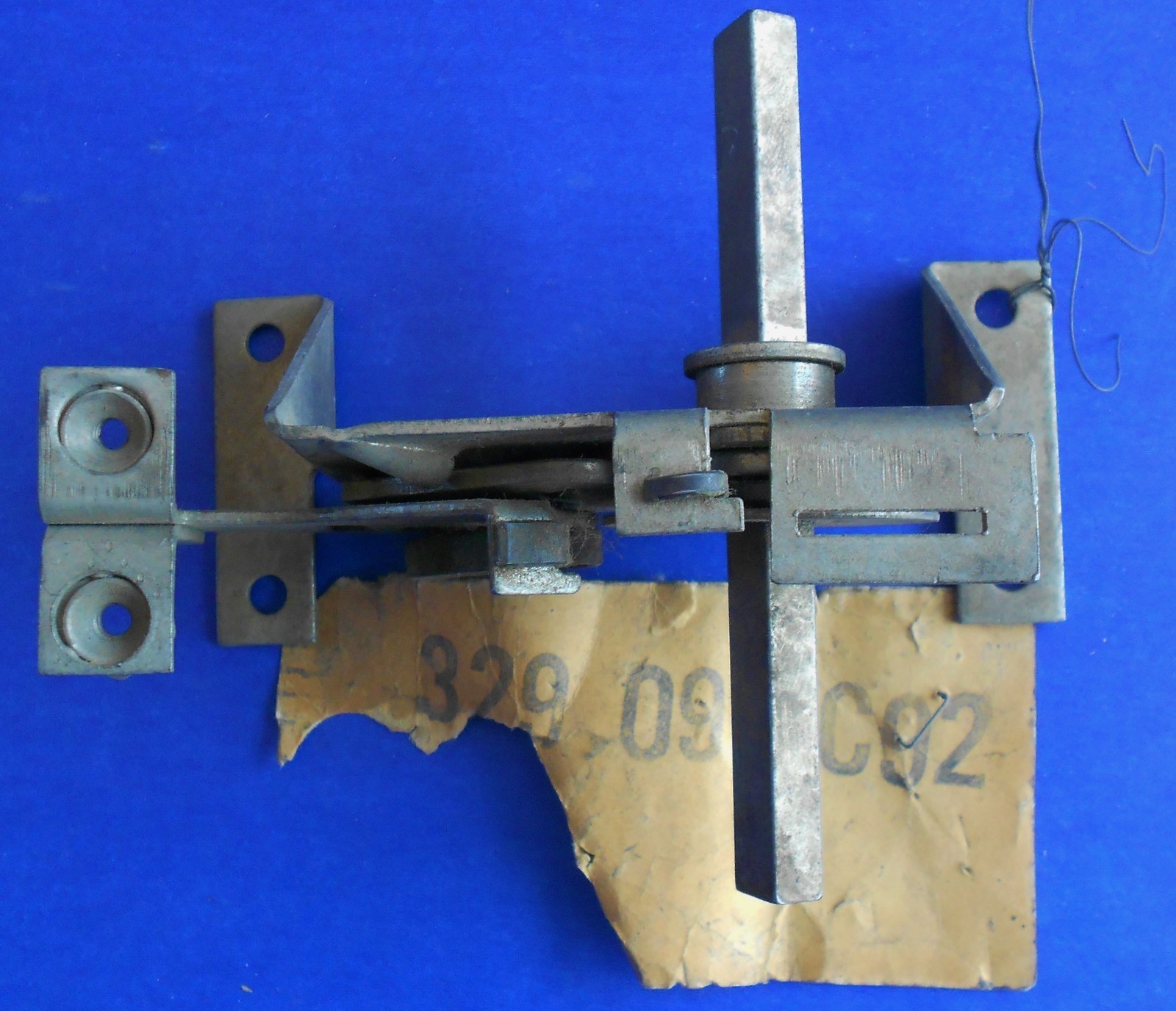 Vintage LOCK ASSEMBLY Fits Komatso with IHC #329090C92 part number
