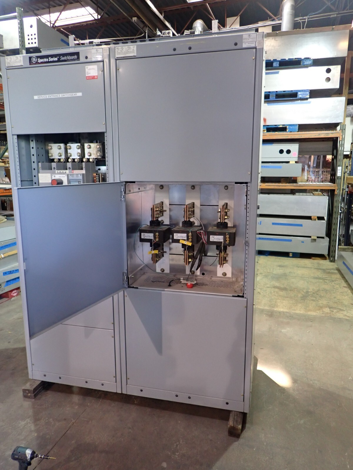 GE 2000 amp Switchgear Panelboard 208v 3 Phase TP2020TTR C220LI + CT Cabinet