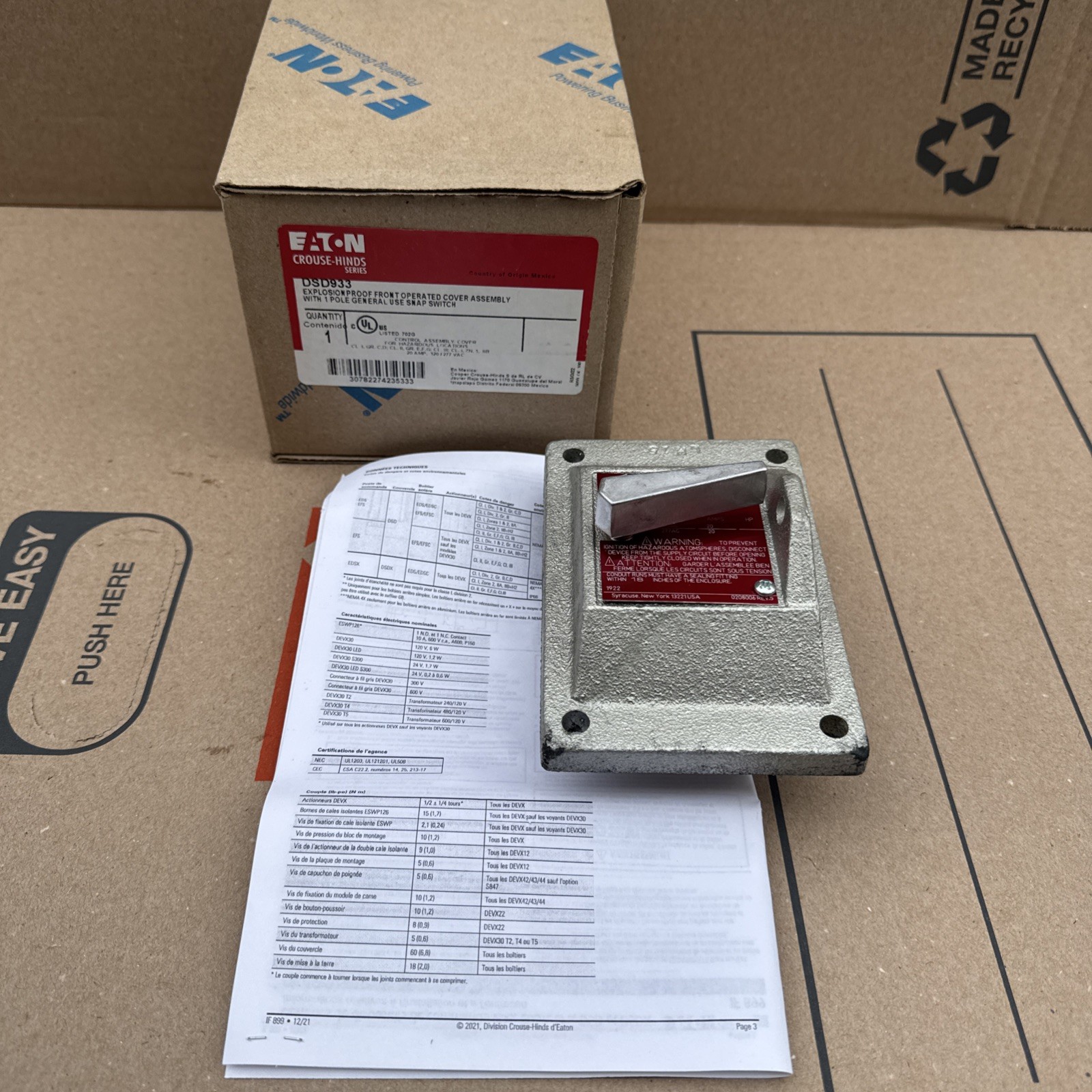 Eaton Crouse Hinds DSD933 Explosion Proof Front Operation Snap Switch Cover 1P