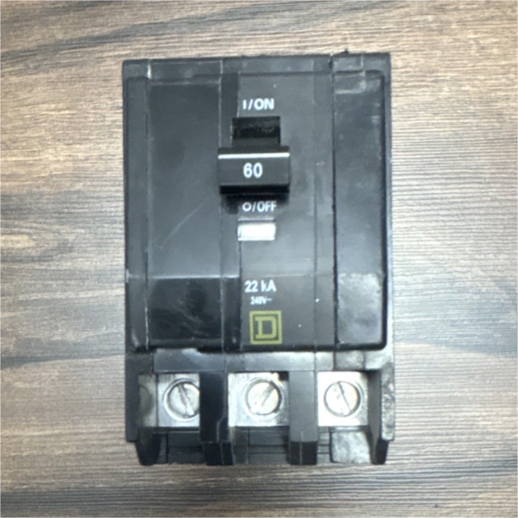 Square D 60A 3-Pole Circuit Breaker 240V Black Analog/Mechanical On/Off