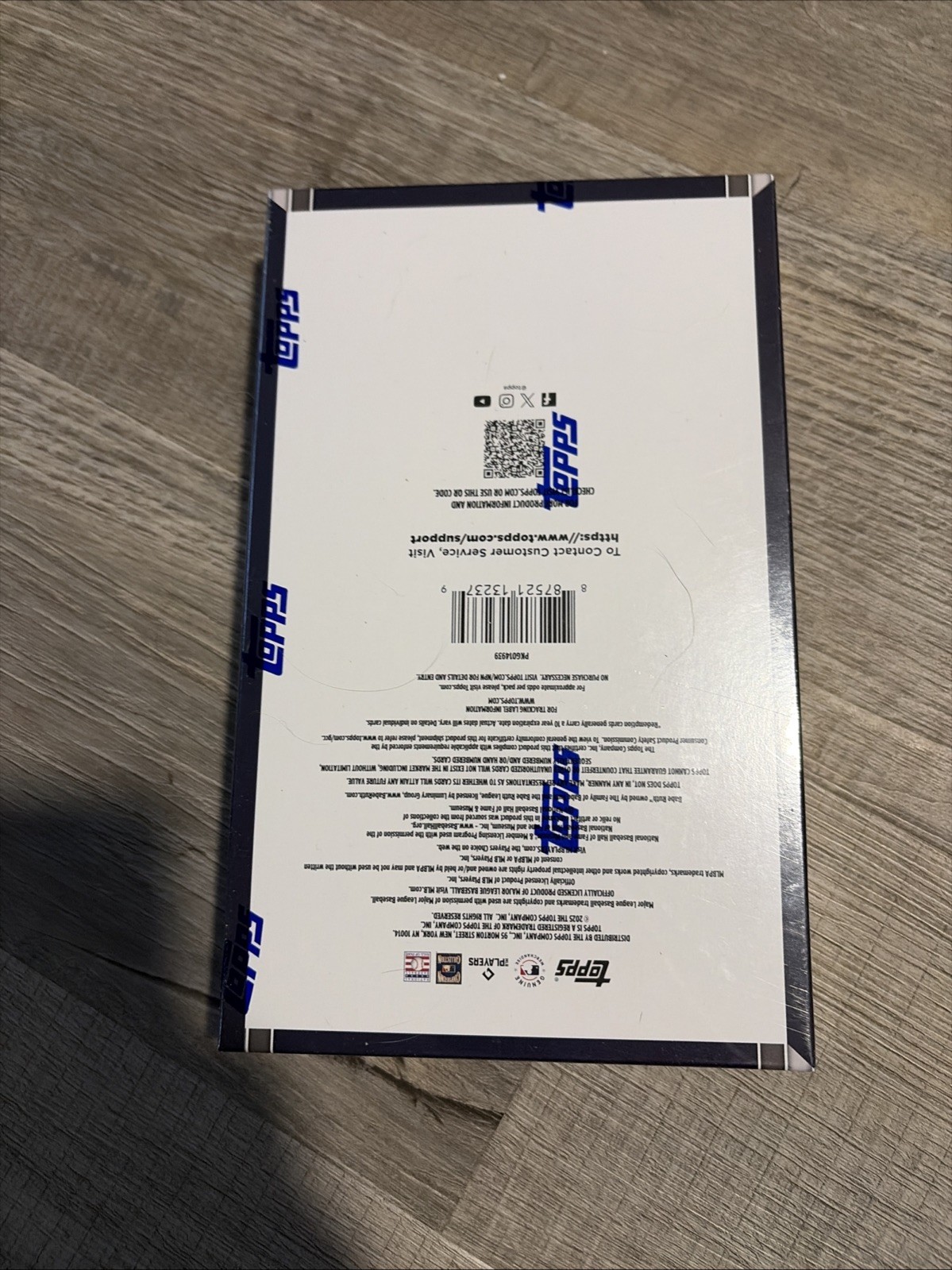 2025 Topps Series 1 Baseball Sealed Hobby Box