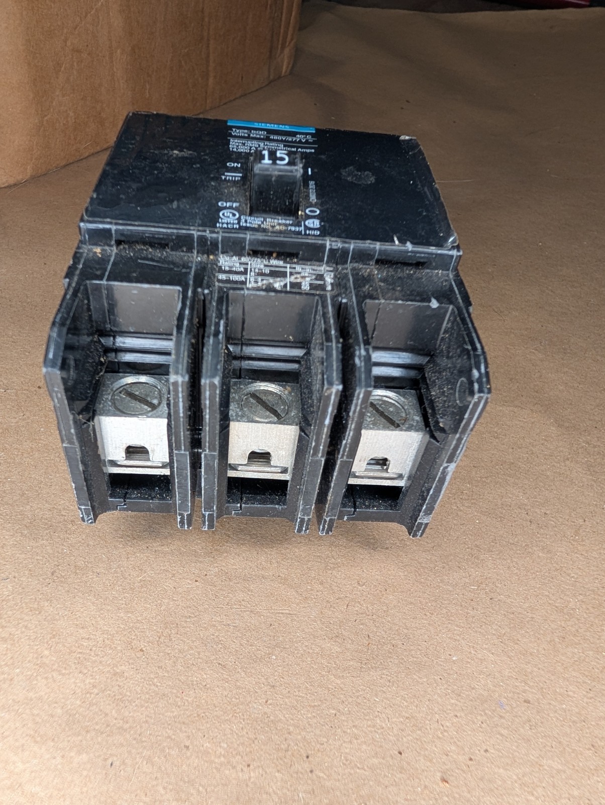 Siemens BQD315 15A 3-Pole 480Y/277V 14kA Bolt-On Circuit Breaker NEW