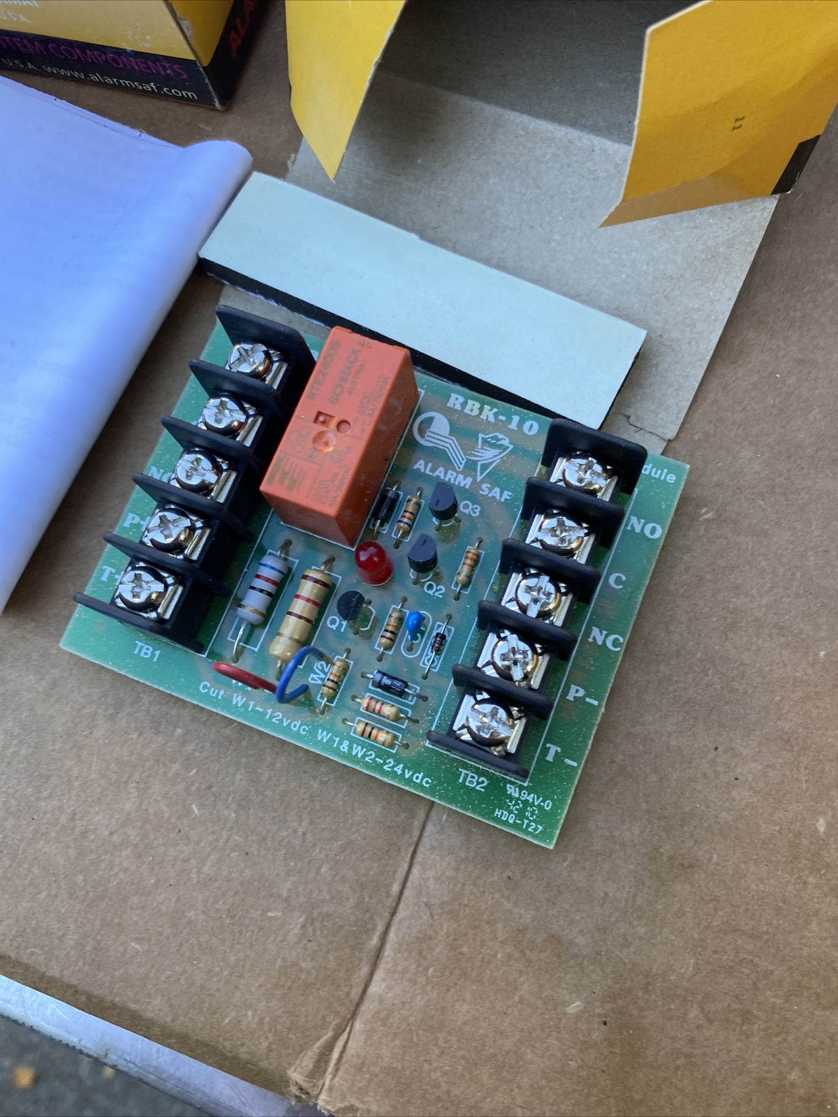 Lot Of 16 ALARM SAF RBKS-10 Relay Module 10 Amp 6/12/24VDC LED Trip Indicator