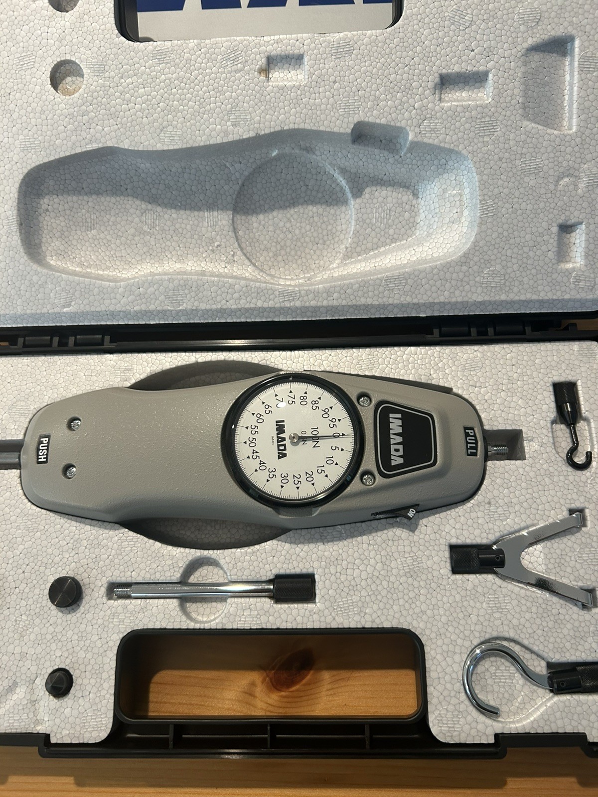 Imada MF-100N Mechanical force Gauge – 100 N (0.5 N) Lightly Used
