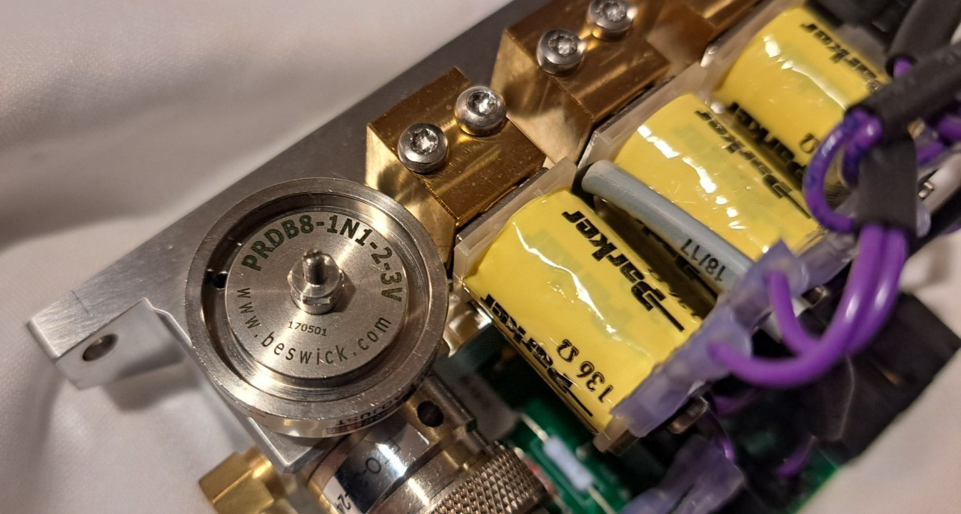 Thermo Fisher Scientific 1R120590-6037 Pressure Control Module Assembly
