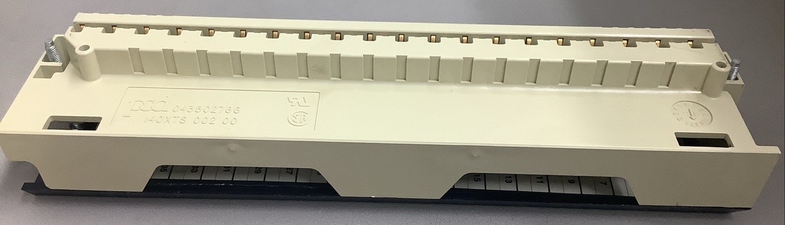 Lot of 7 Schneider Logic Controller Screw Terminal Block 140XTS00200 (b591)