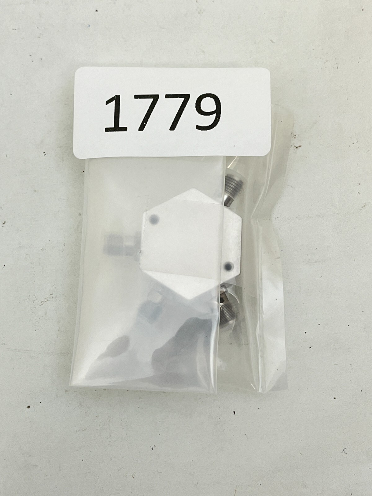 CS6SR‑3 SMA 3‑Way Resistive Power Divider 0–6 GHz 1 Watt VSWR ≤1.2 SMA‑F