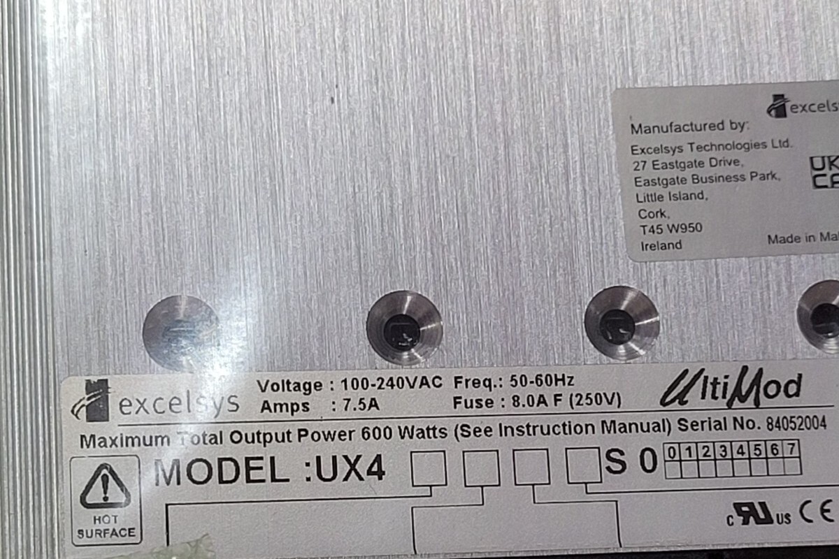 Excelsys 600 W 4 Slot AC DC Configurable Power Supply Chassis UltiMod UX4S0
