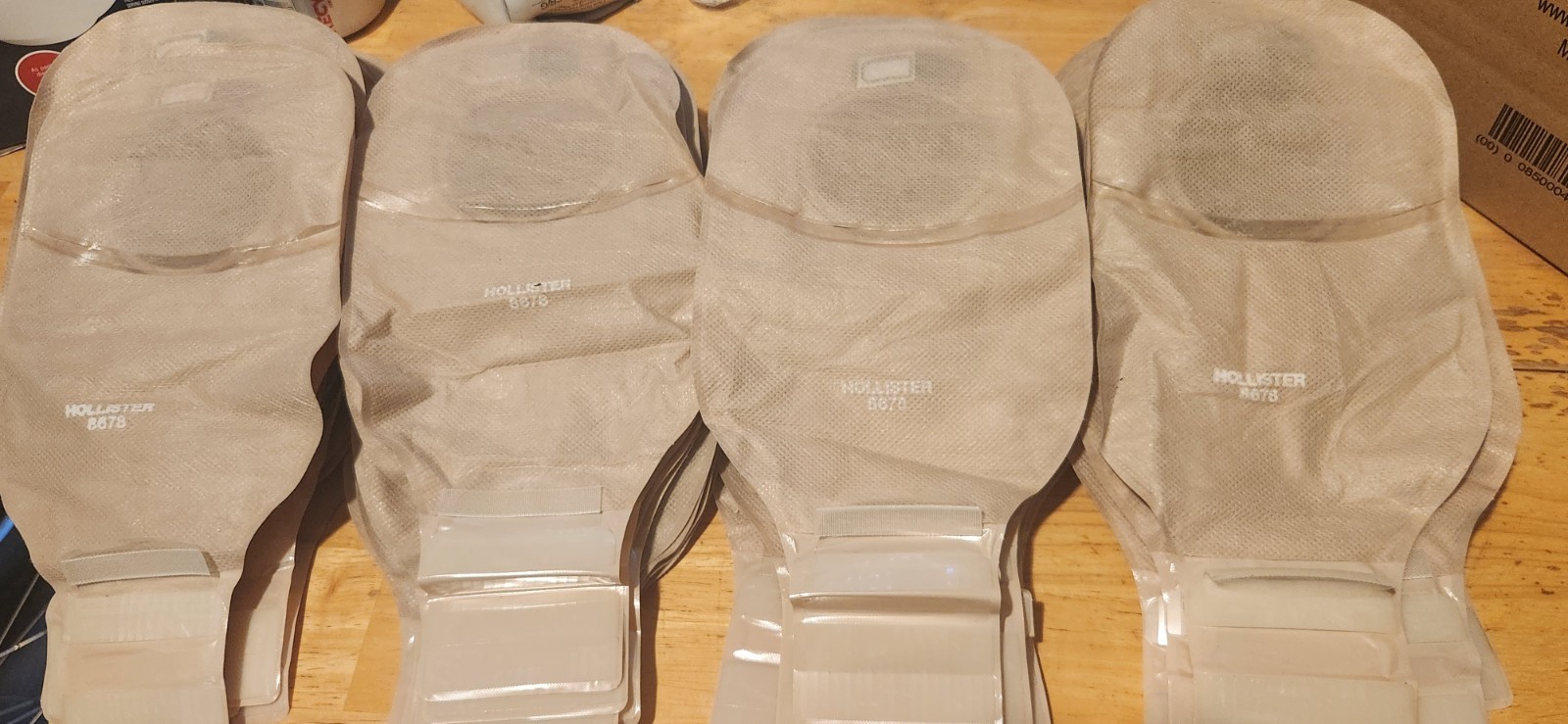 50 Hollister 8678 loose Pouches