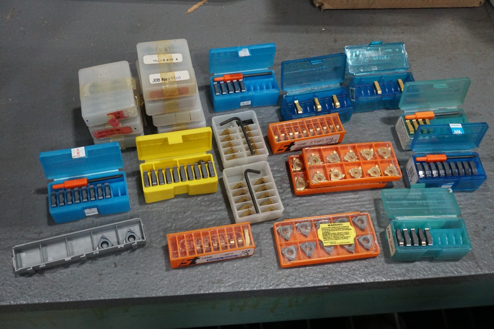 Lot of 177 Misc Carbide Inserts, Mixed Brands, Free Shipping