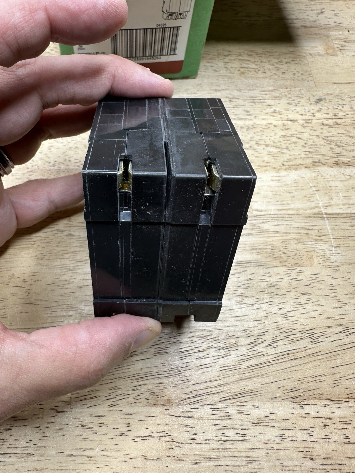 Square D HOMT220225CP Homeline Tandem Circuit Breaker 20/25A 2-Pole Lot of 5