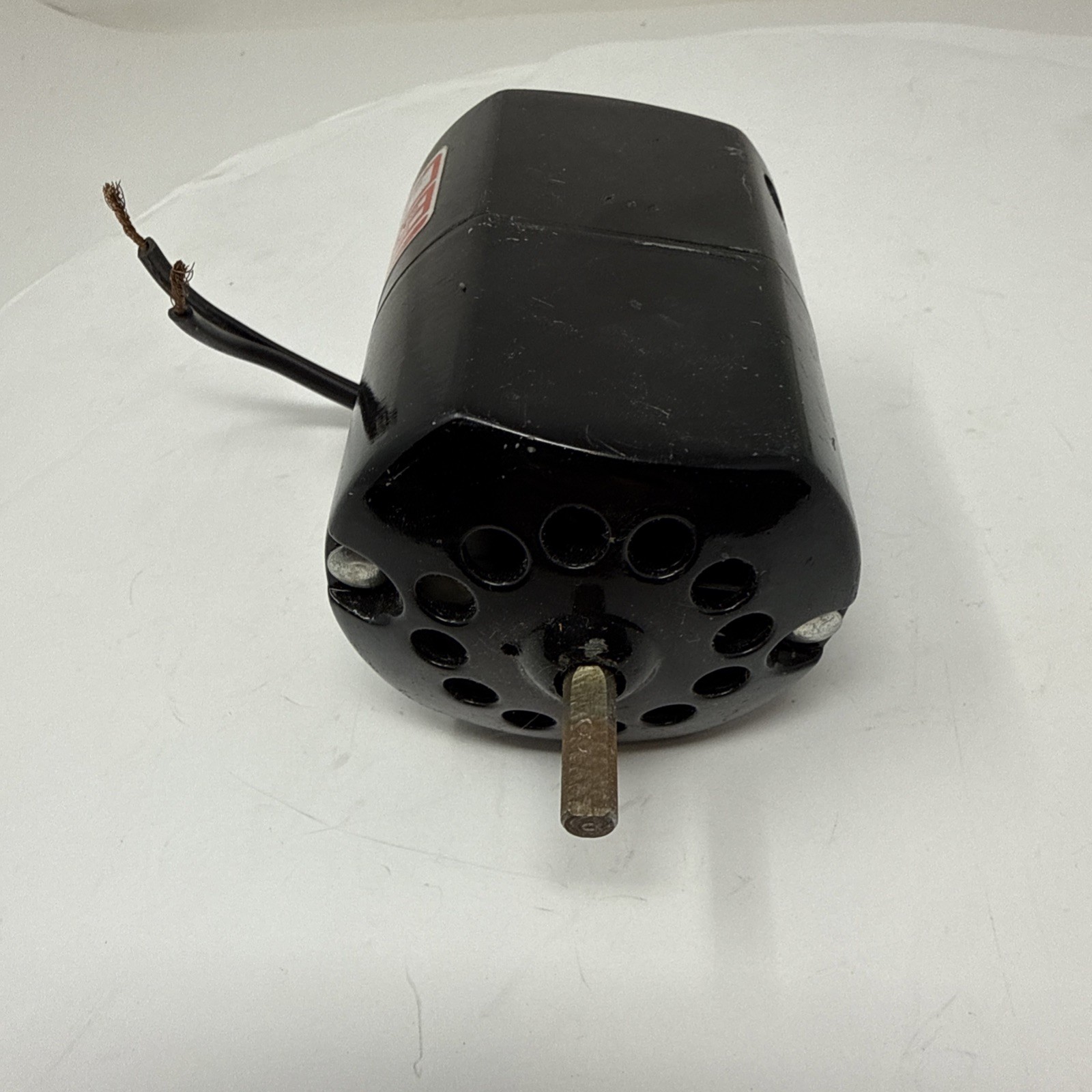 DAYTON AC-DC SERIES MOTOR 2M033A | 1/15HP | 5000RPM | 115 Volts | 60 HZ