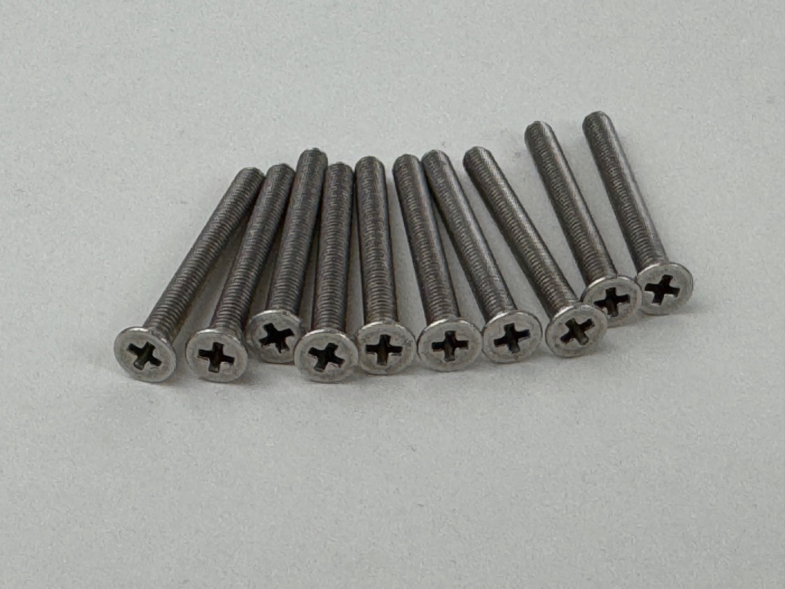 M3 0.50 x 28mm 10 PACK Countersunk Stainless Screws Phillips Key Bolts