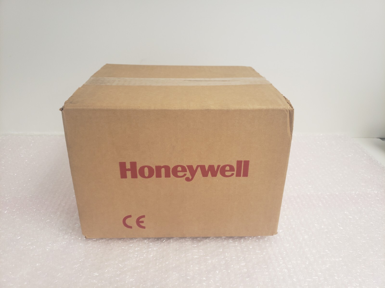 Honeywell STT850 TEMPERATURE TRANSMITTER STT850-T-0-F-AHB-13S-A-40A0-FE-0000