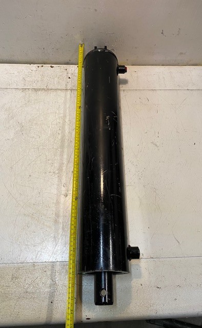 Hydraulic Cylinder 33-1/2″ Long 5″ Diameter 45mm Shaft 12mm Bore 27mm Bore