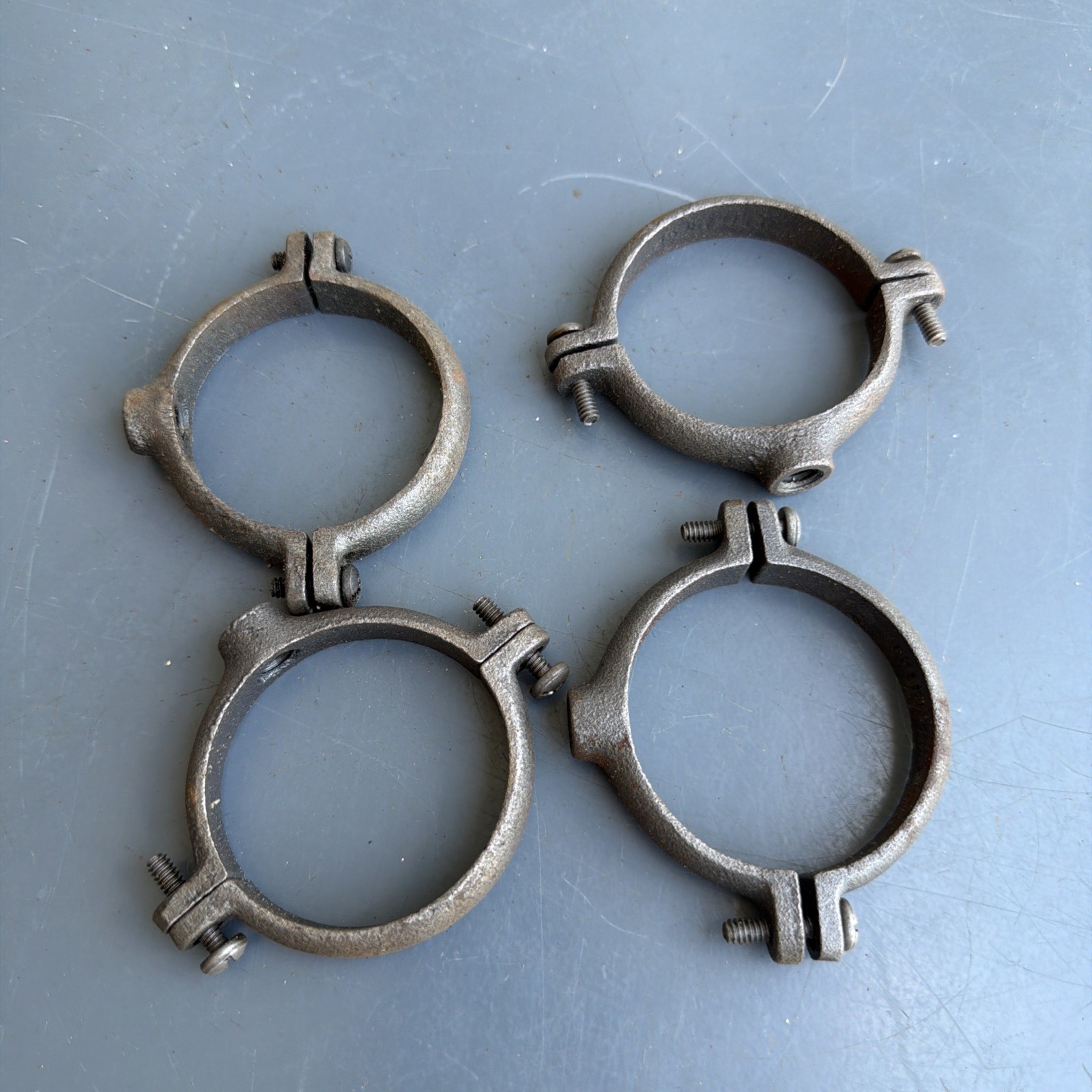 2-1/4″ Road Hinged Malleable Cast Iron Split Ring Pipe Hanger Clamp Qty-4
