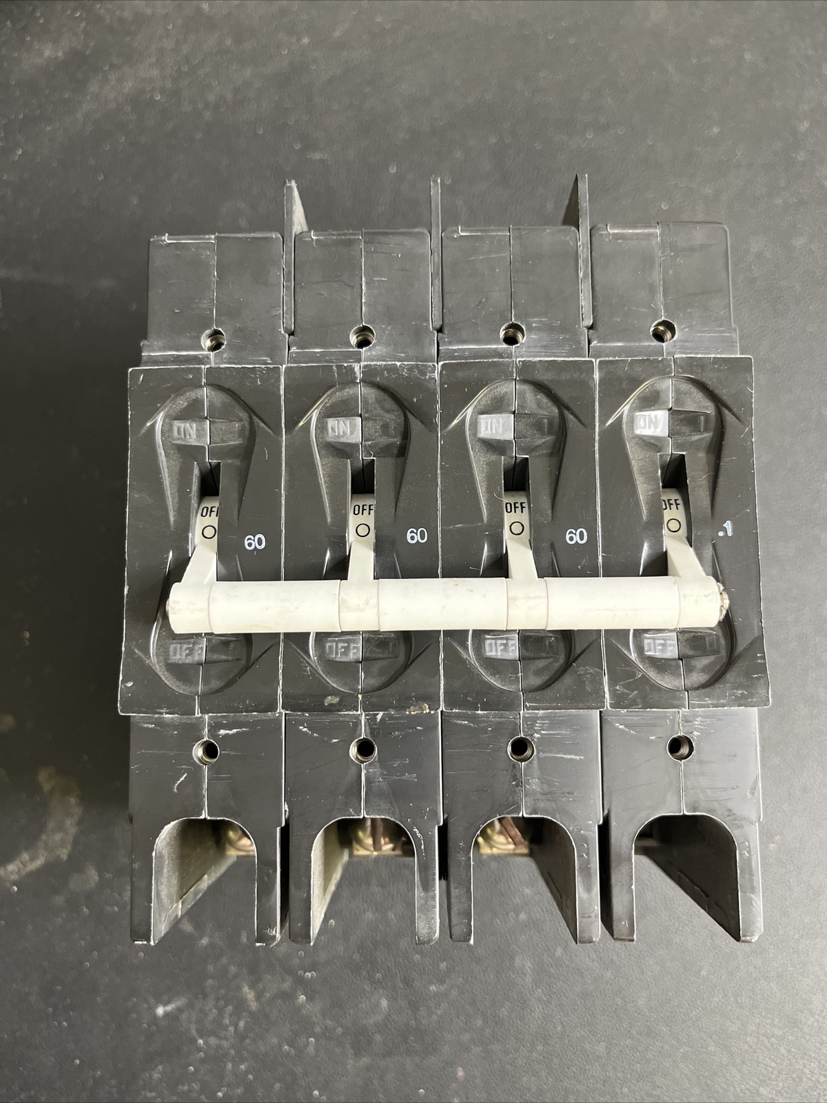 Airpax Sensata 60A 4-Pole Circuit Breakers 229-4-36991-7 Magnetic Trip Hydraulic