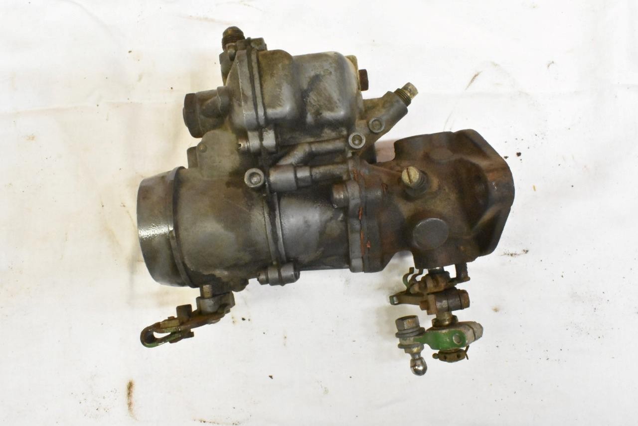 John Deere 3300 4400 4420 Combine Carburetor Bendix 13668 AH85063 292 Chevy
